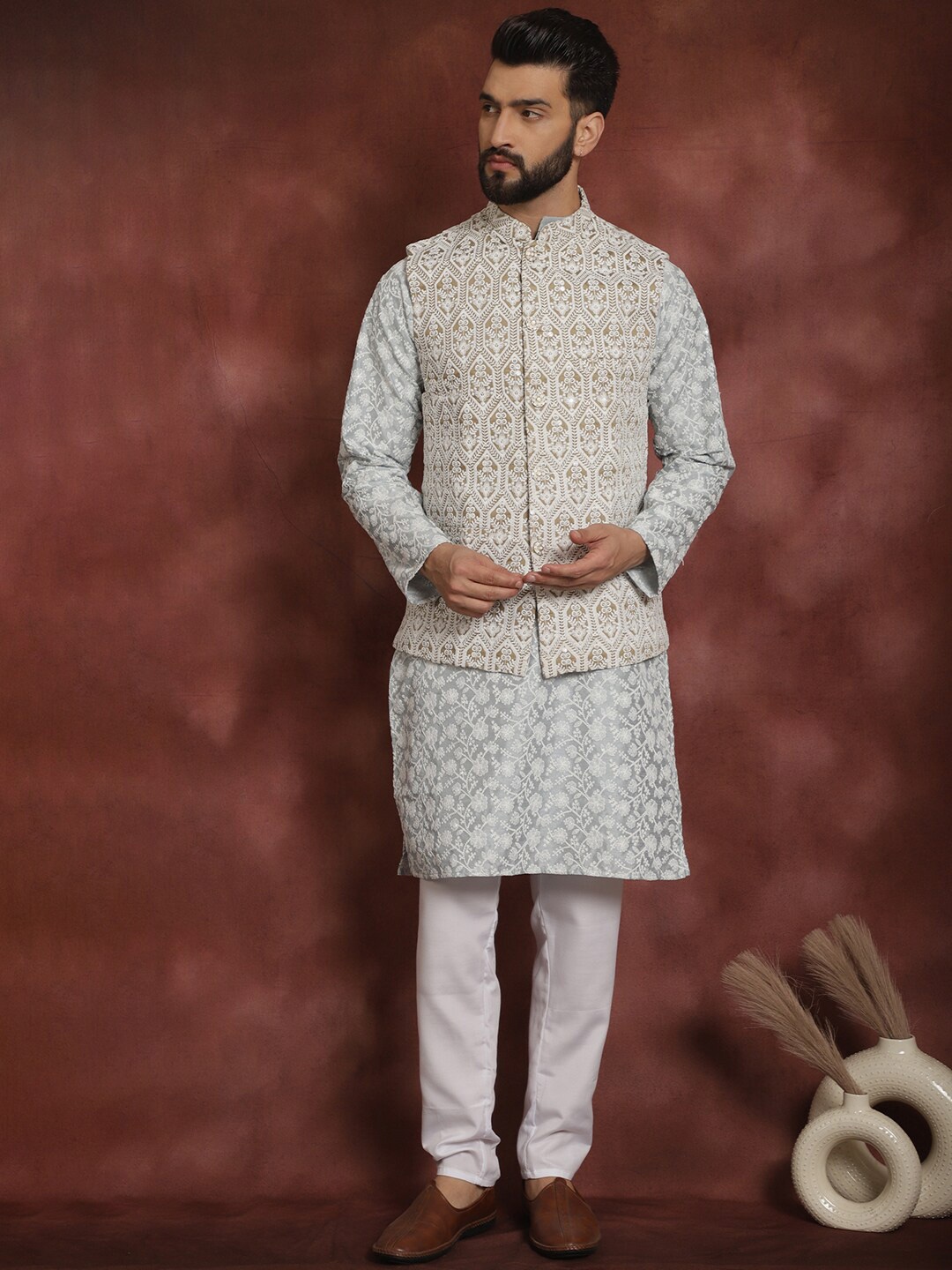 

Anouk Floral Embroidered Mandarin Collar Long Sleeves Kurta with Churidar Nehru Jacket, Grey