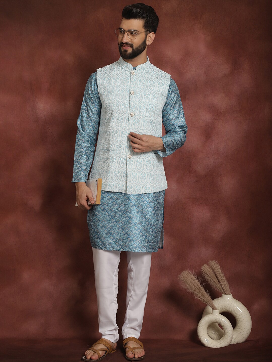 

Anouk Men Geometic Printed Thread Work Straight Kurta With Pyjama & Nehru Jacket, Blue