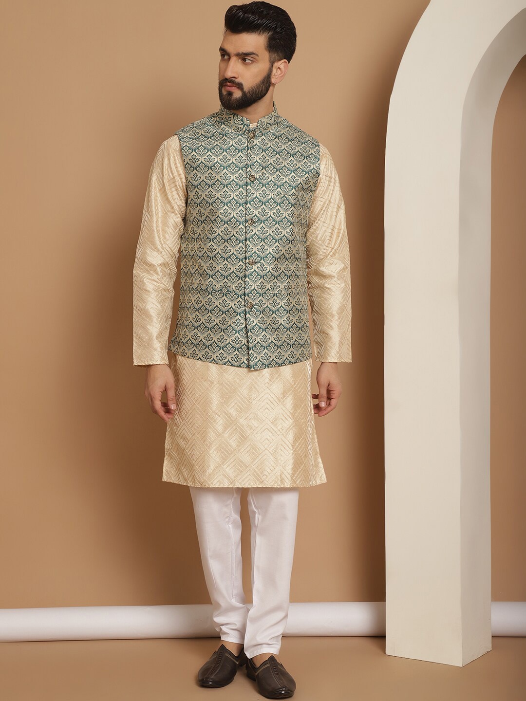 

Anouk Embroidered Regular Kurta with Churidar With NehruJacket, Beige