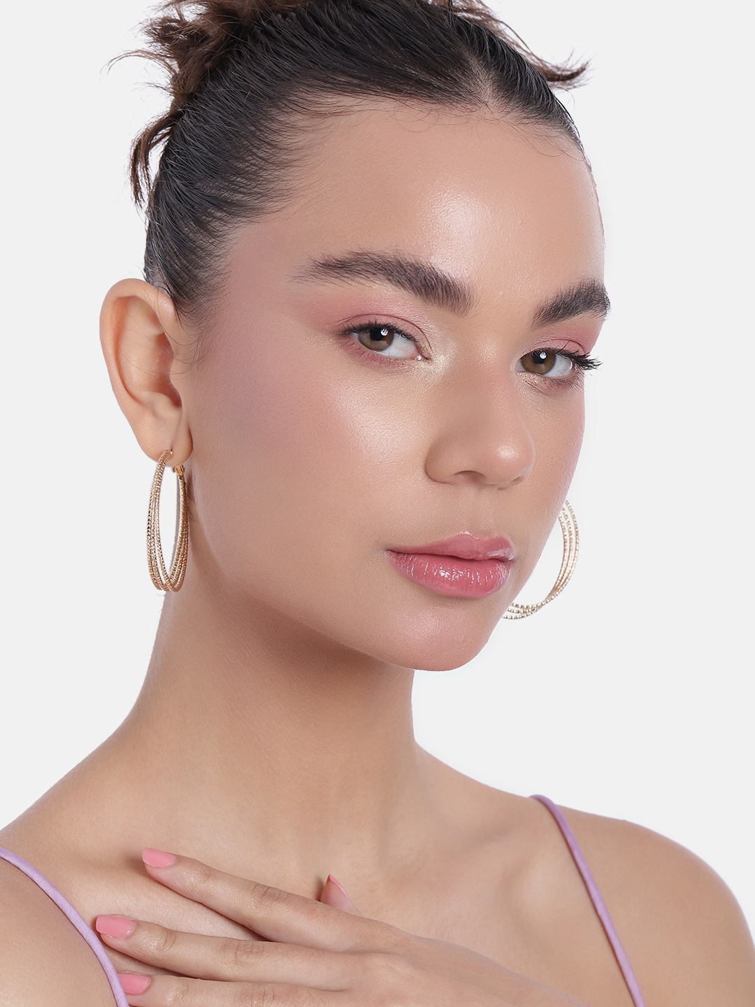 

DressBerry Women Gold-Plated Circular Hoop Earrings
