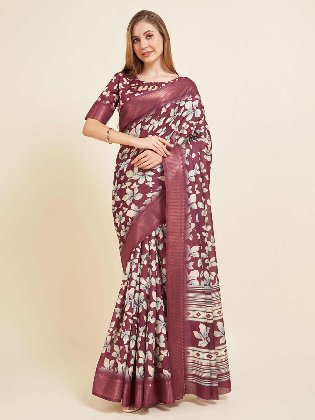 

VILLAGIUS Floral Printed Zari Silk Blend Block Print Saree, Magenta