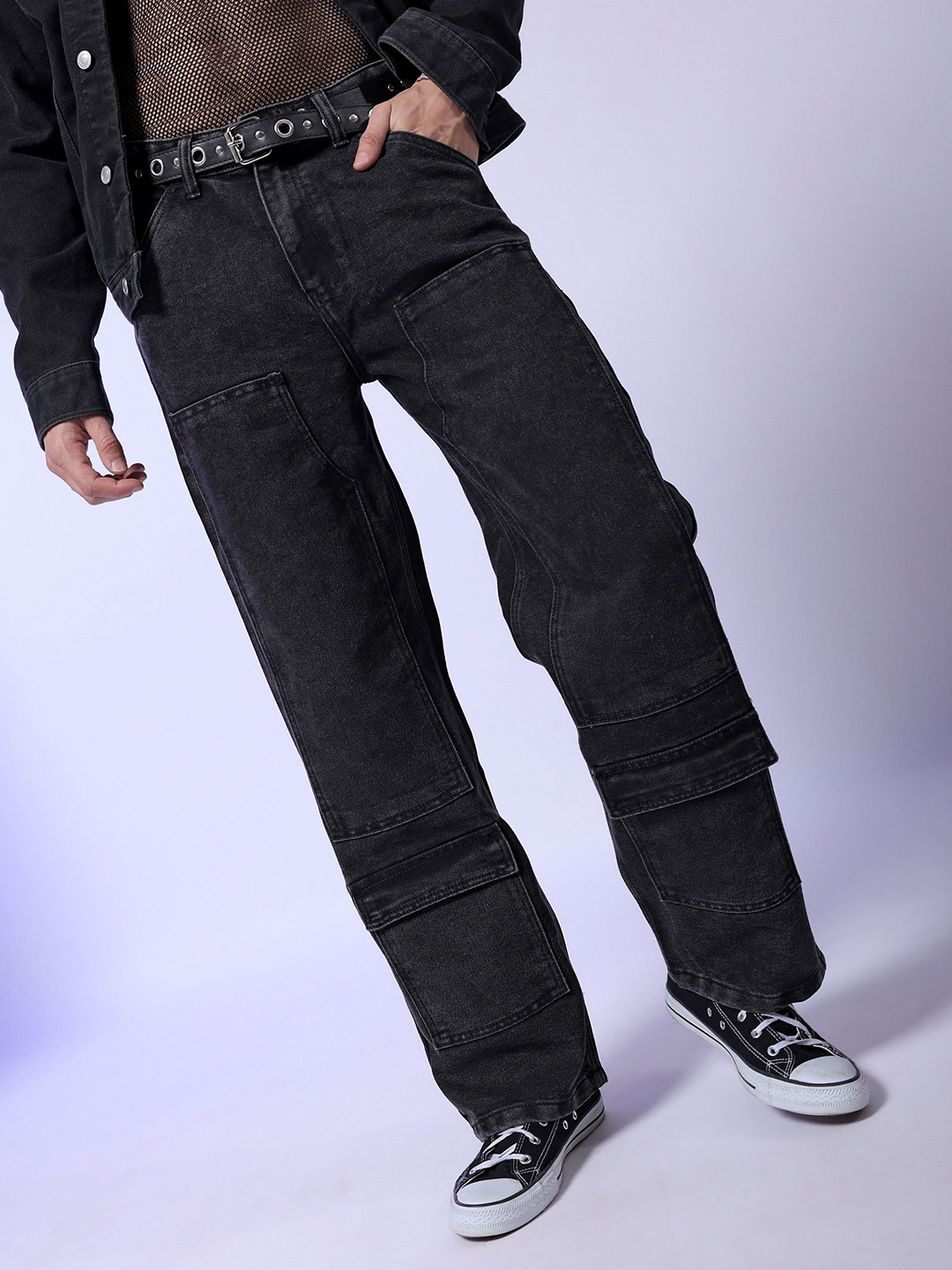 

The Indian Garage Co Men Relaxed Fit Mildly Distressed Jeans, Black