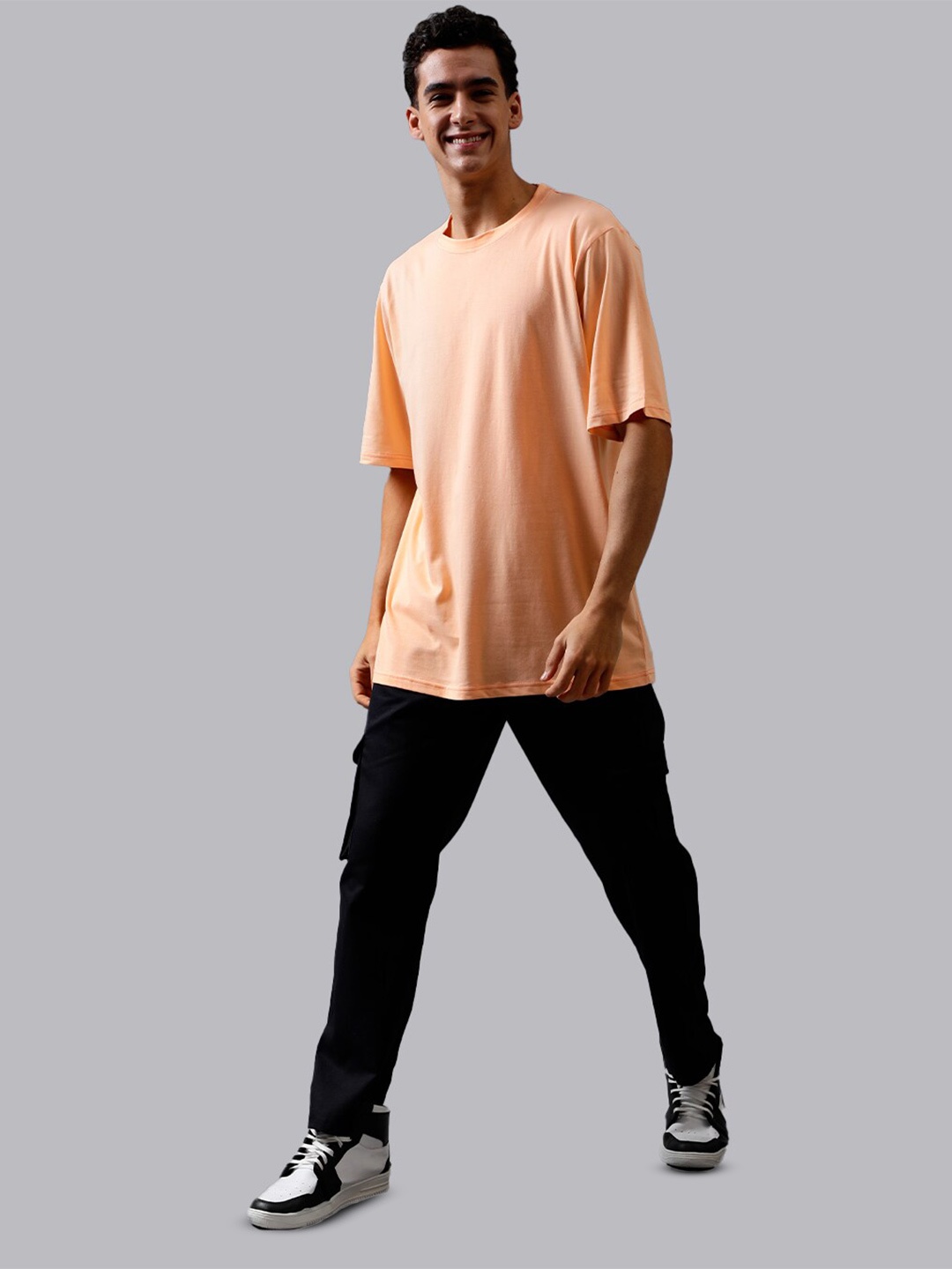

Mad Over Print Round Neck Drop-Shoulder Sleeves Cotton Oversized T-shirt, Peach