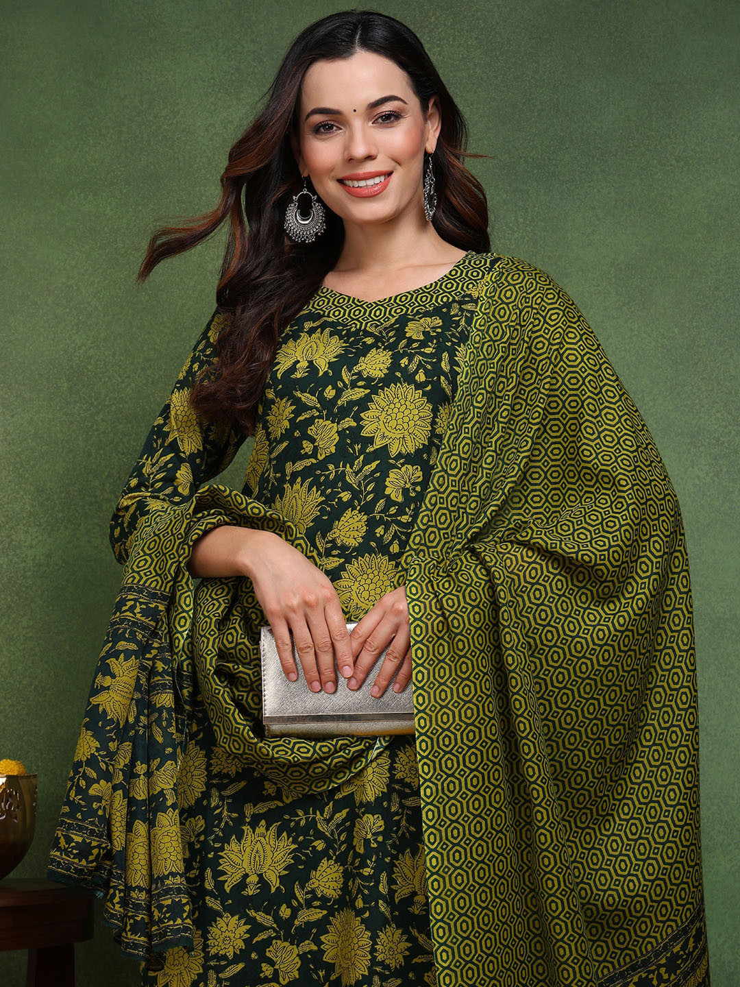 

KALINI Floral Printed V-Neck Straight Kurta & Trousers With Dupatta, Green