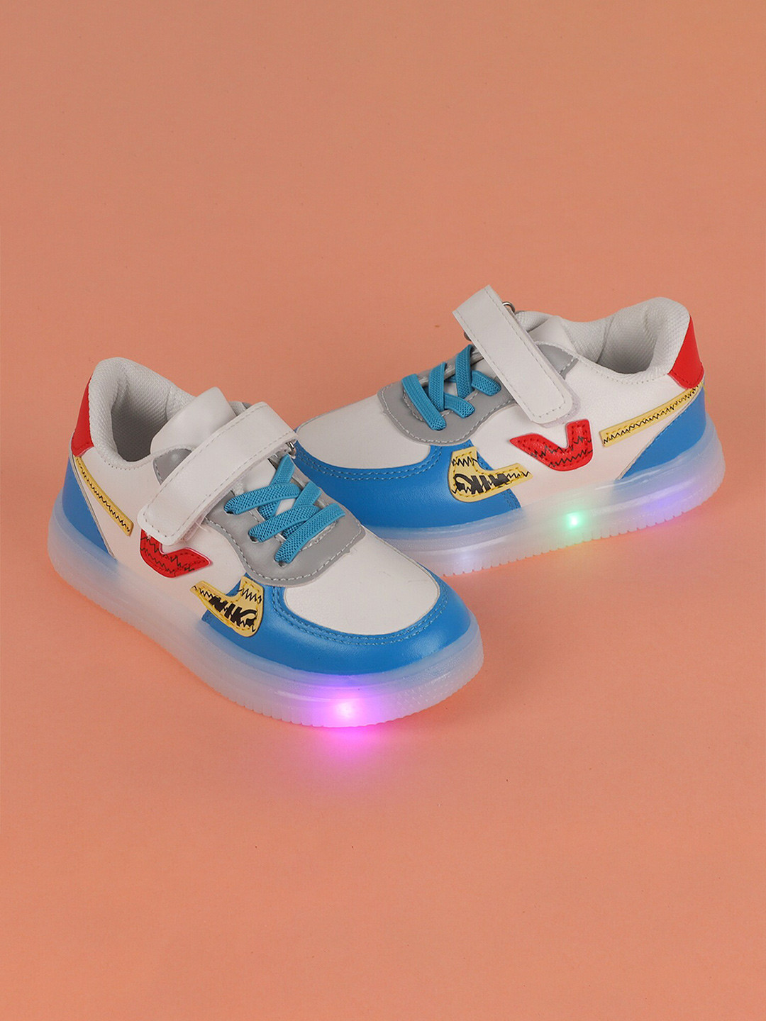 

BAESD Kids Colourblocked LED Comfort Insole Sneakers, Blue