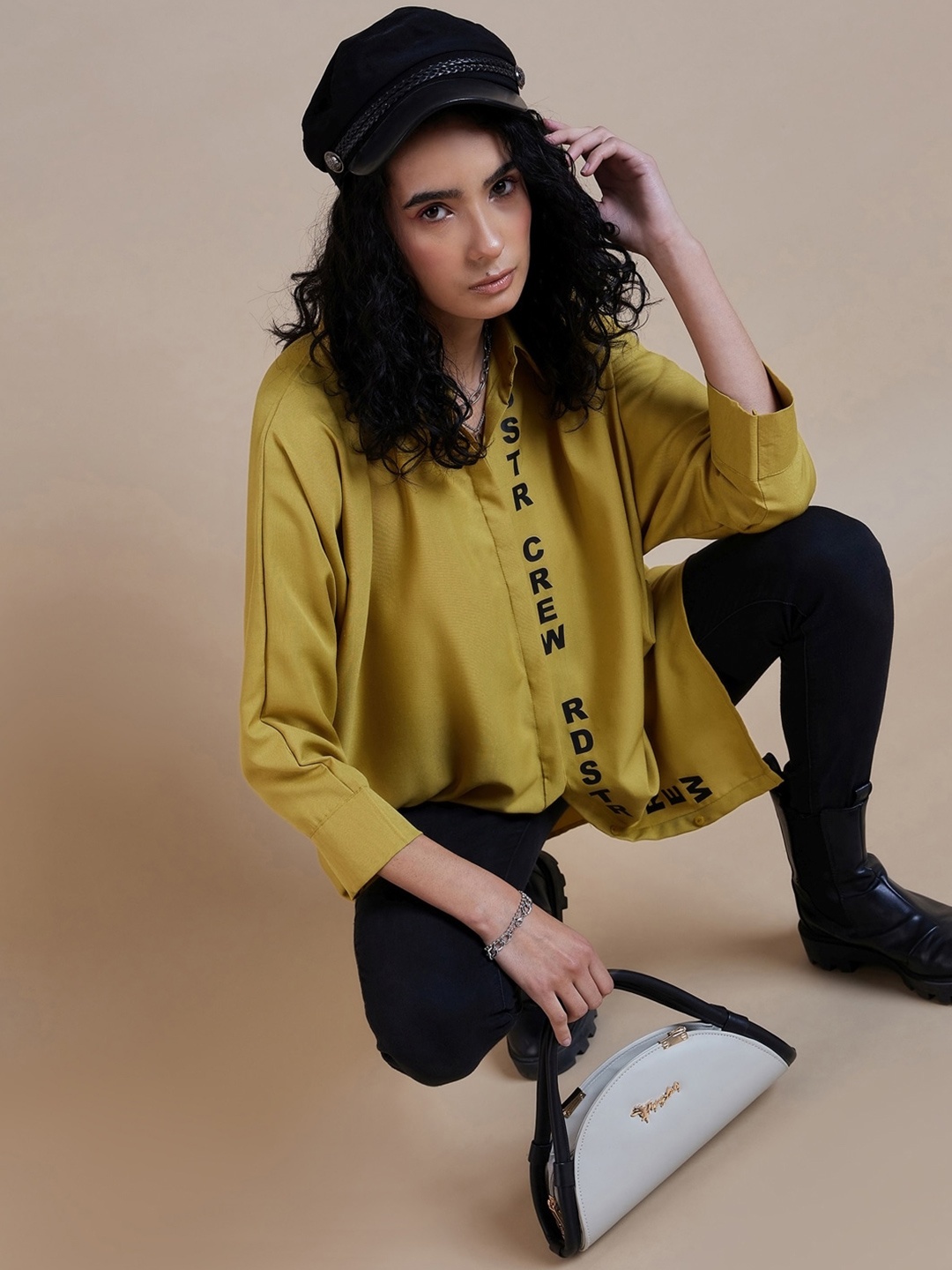 

Roadster Printed Oversized Casual Shirts, Yellow