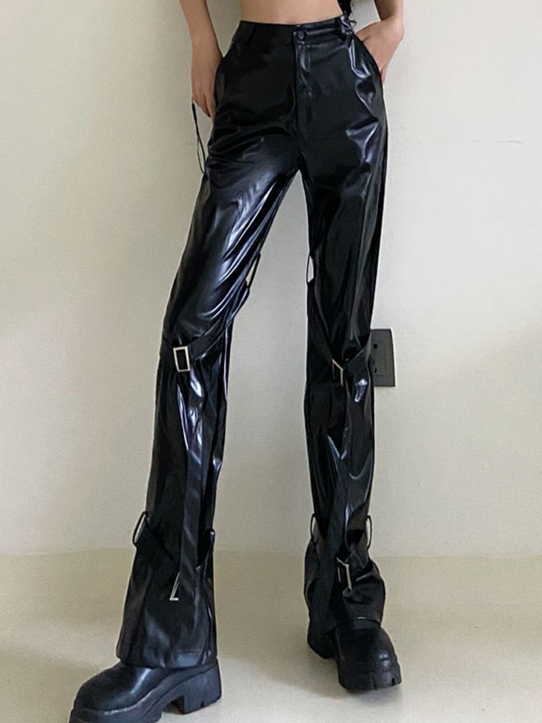 

Stylecast X KPOP Women Original Regular Fit High-Rise Casual Regular Trouser, Black