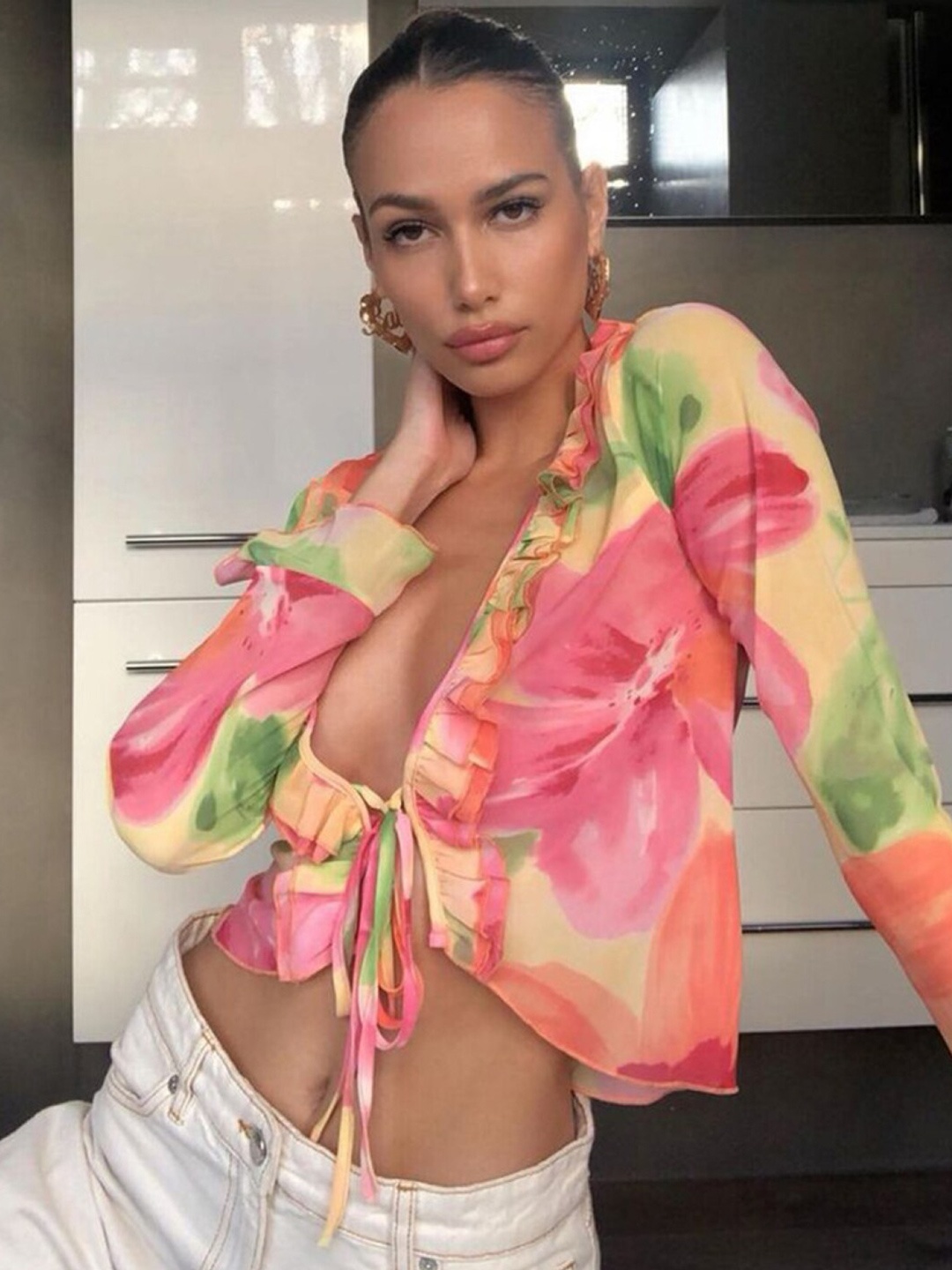 

Stylecast X KPOP Pink Floral Printed V-Neck Long Sleeves Ruffles Top