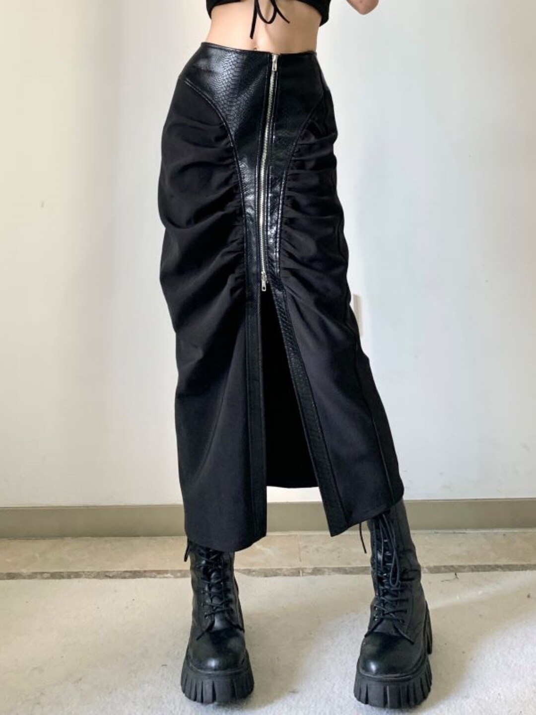 

Stylecast X KPOP A-Line Midi Skirt, Black