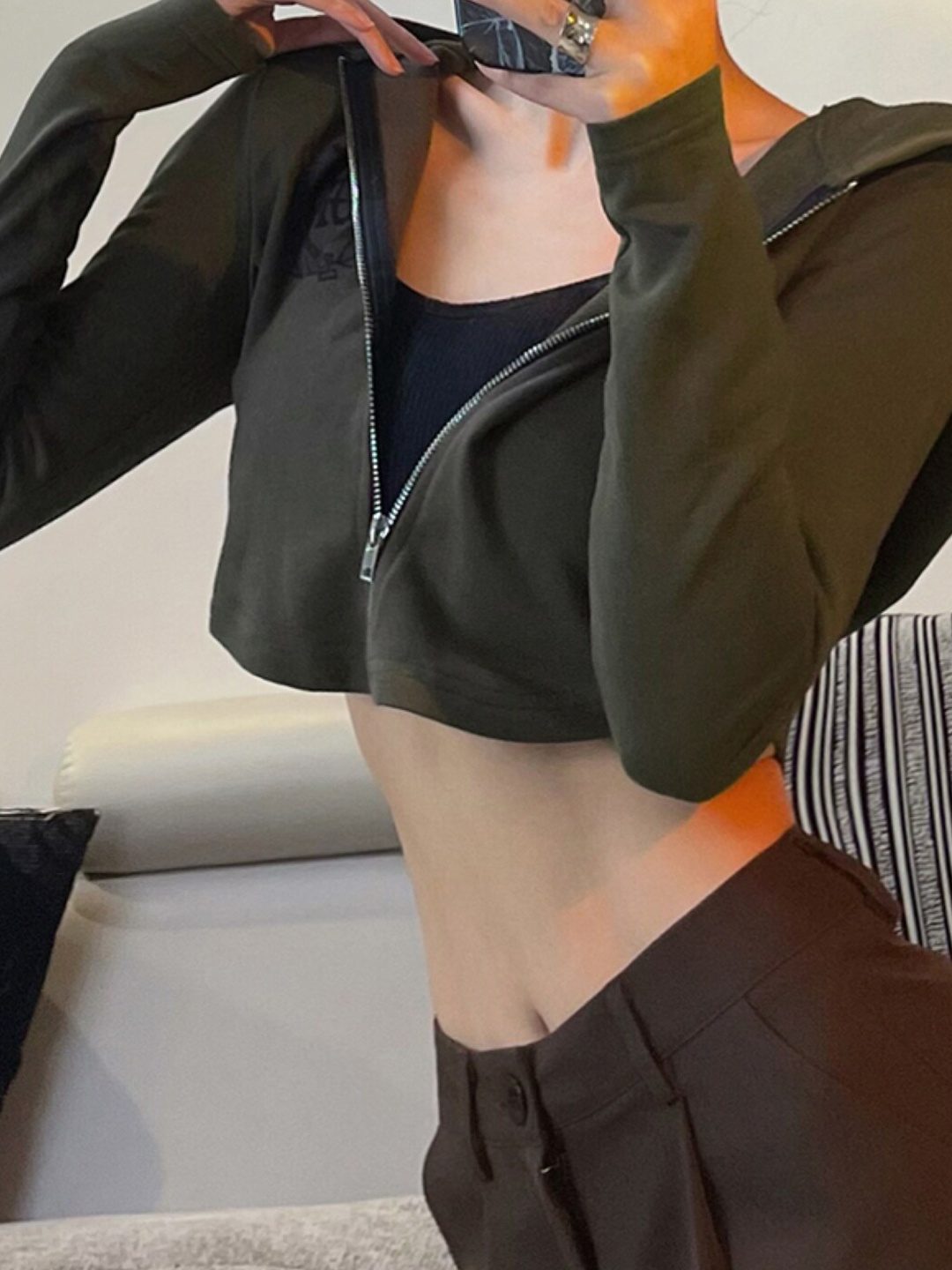 

Stylecast X KPOP Hooded Neck Long Sleeves Cotton Crop Tailored Jacket, Green