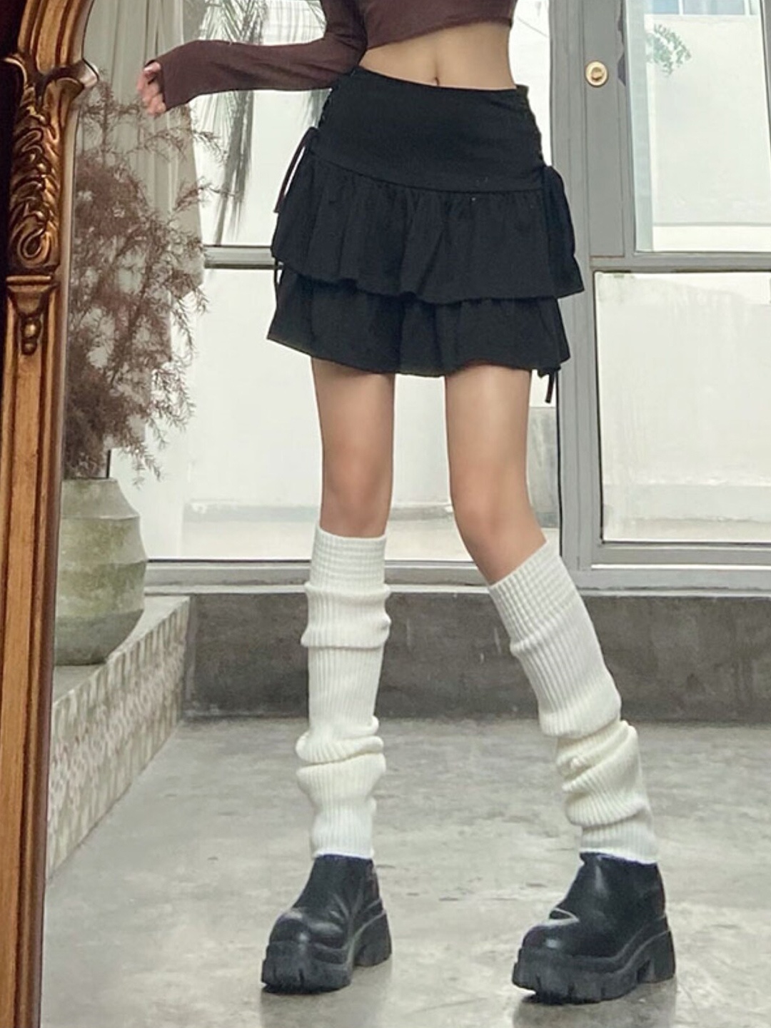 

Stylecast X KPOP Pure Cotton Tiered Above Knee Skirt, Black
