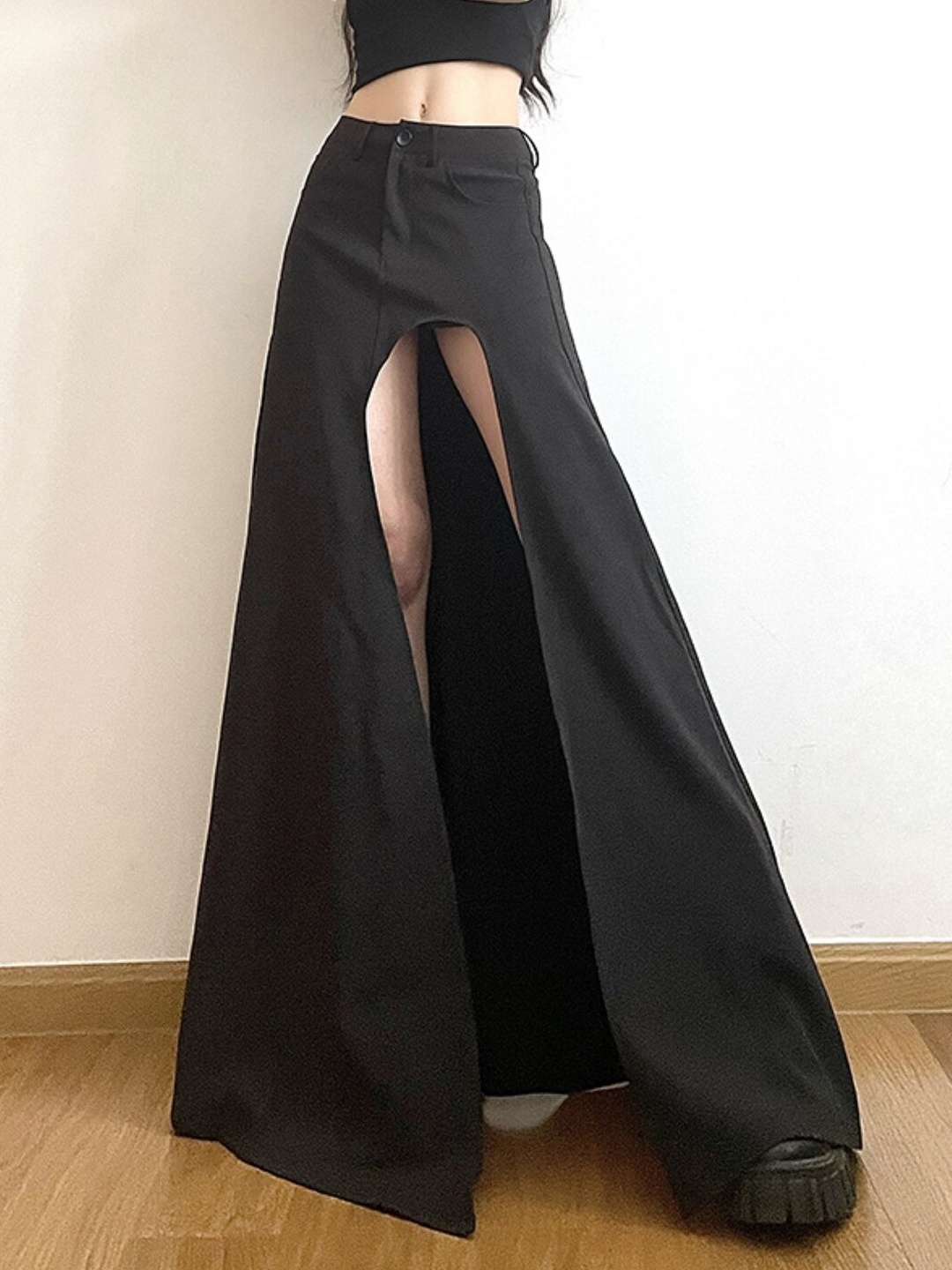 

Stylecast X KPOP Black Cut Out Flared Maxi Skirt