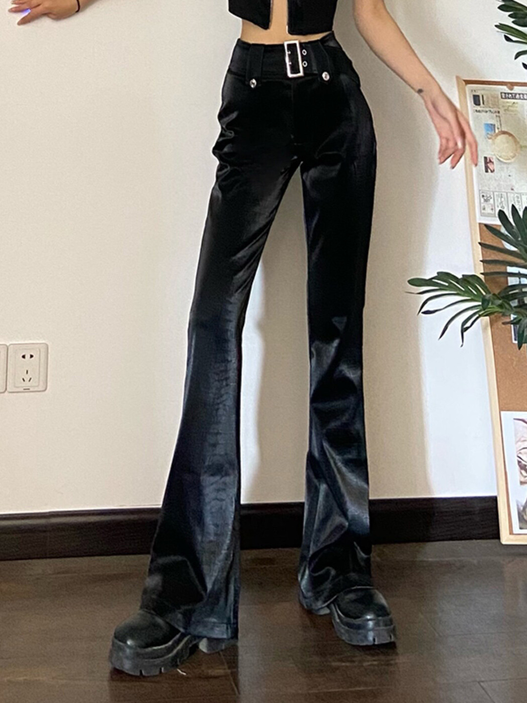 

Stylecast X KPOP Women Original Flared High-Rise Bootcut Trouser, Black