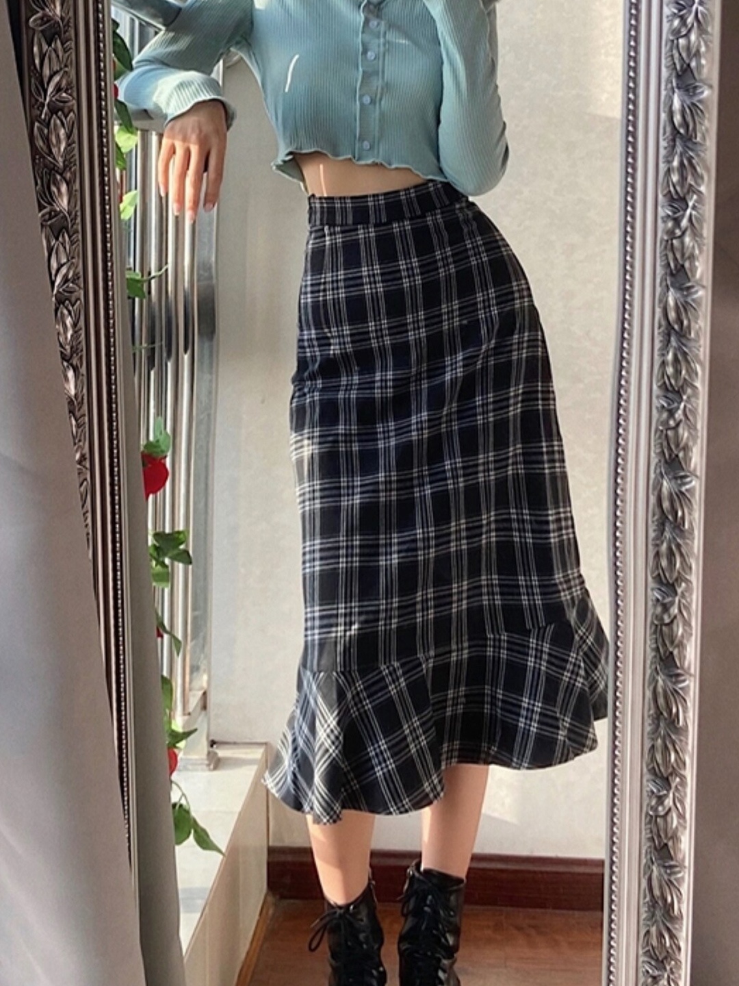 

Stylecast X KPOP Black Checked Pure Cotton Flared Midi Skirt