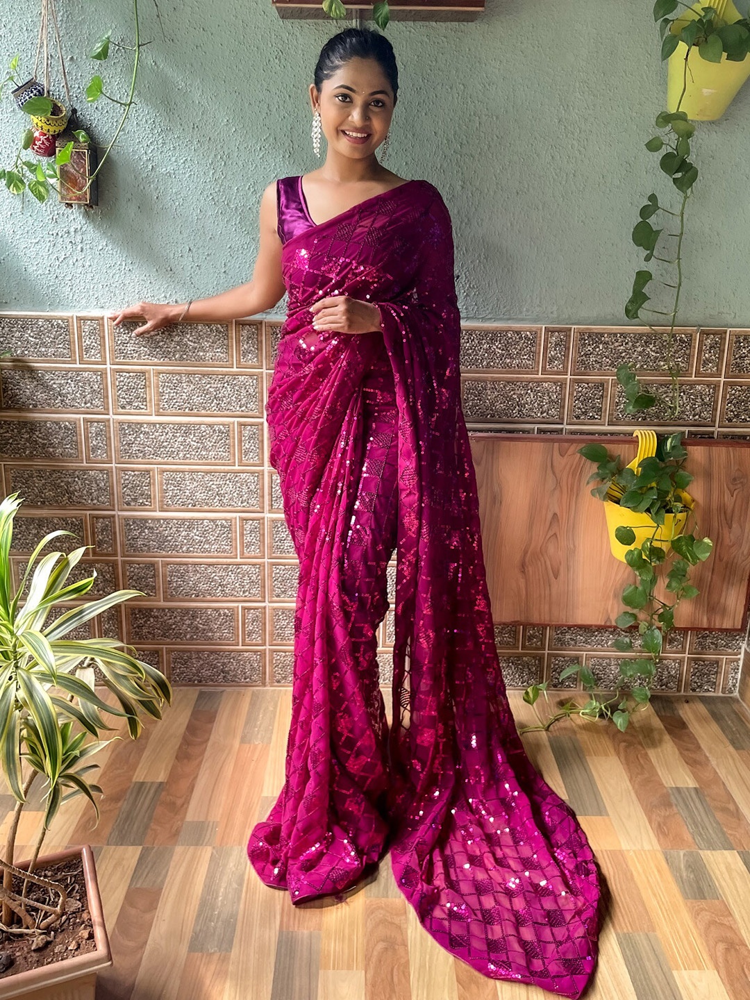 

Mitera Embellished Sequinned Pure Georgette Saree, Purple