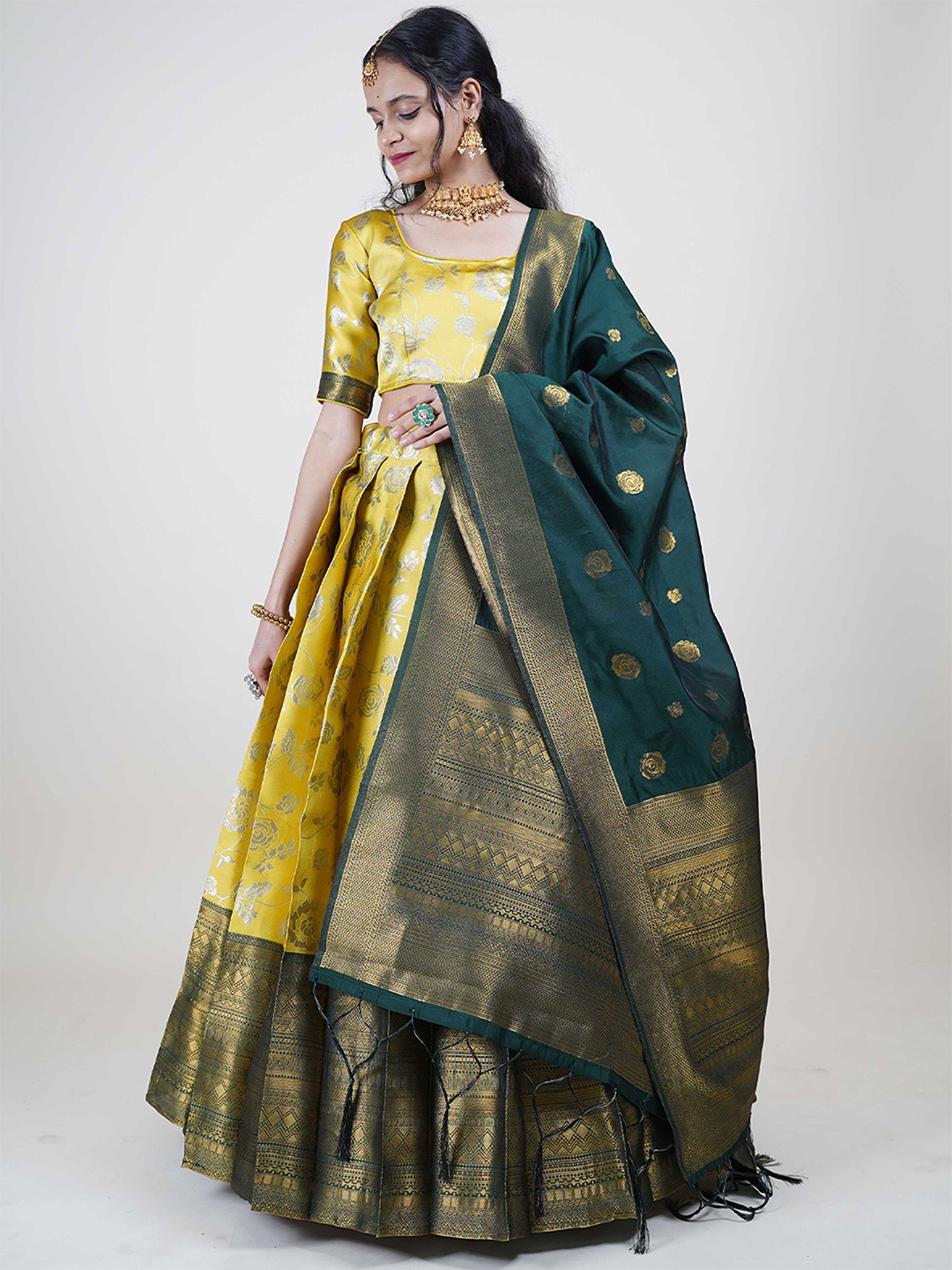 

Fabcartz Semi-Stitched Lehenga & Unstitched Blouse With Dupatta, Yellow