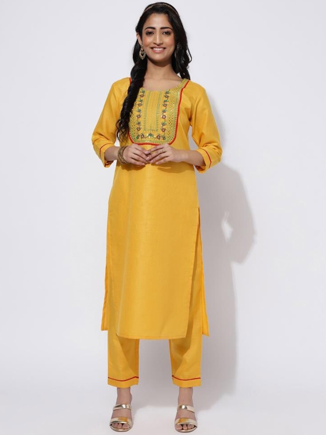 

Twika Floral Yoke Design Sequined Gotta Patti Straight Kurta & Trousers With Dupatta, Yellow