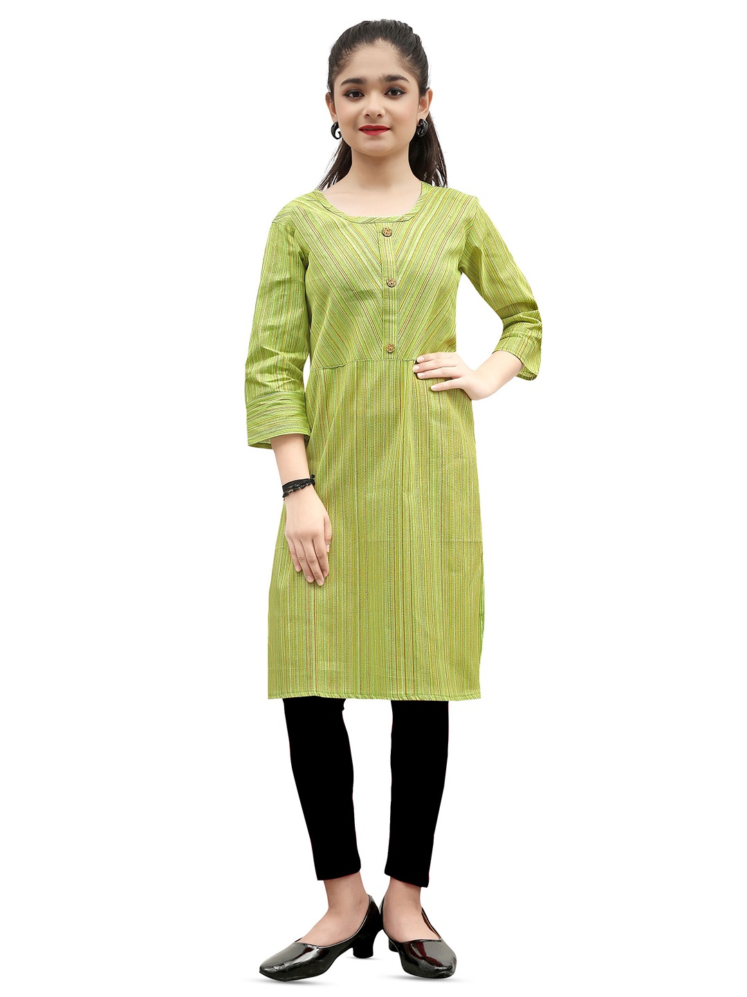 

BAESD Girls Self-Design Cotton Straight Kurta, Green