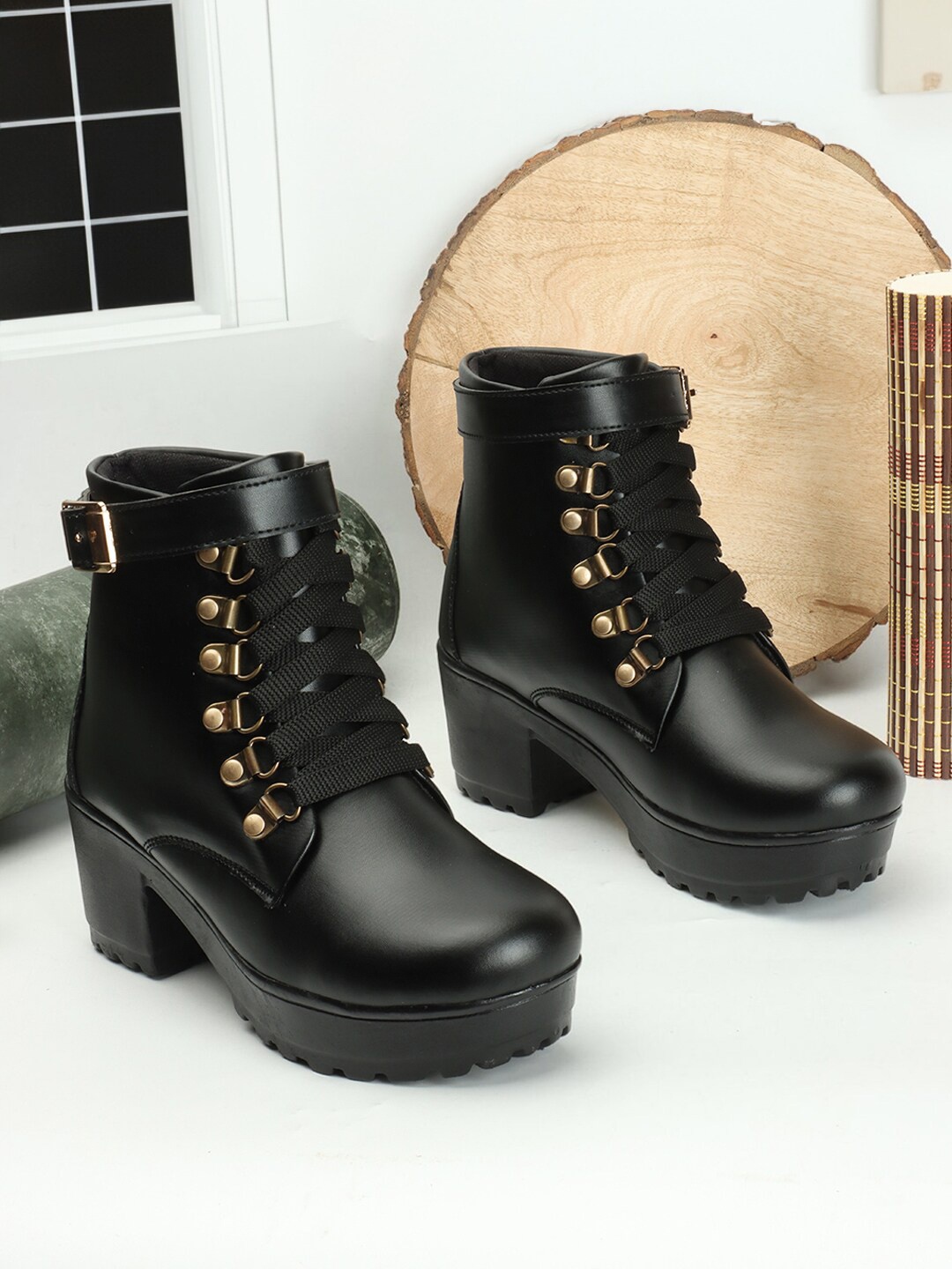 

The Roadster Lifestyle Co. Women High-Top Lace-Up Biker Boots, Black