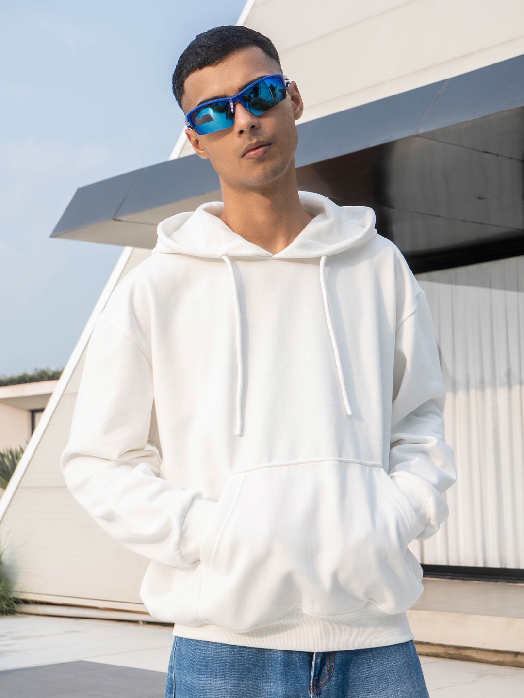 

COLOR CAPITAL Oversized Hoodie Sweatshirt, White