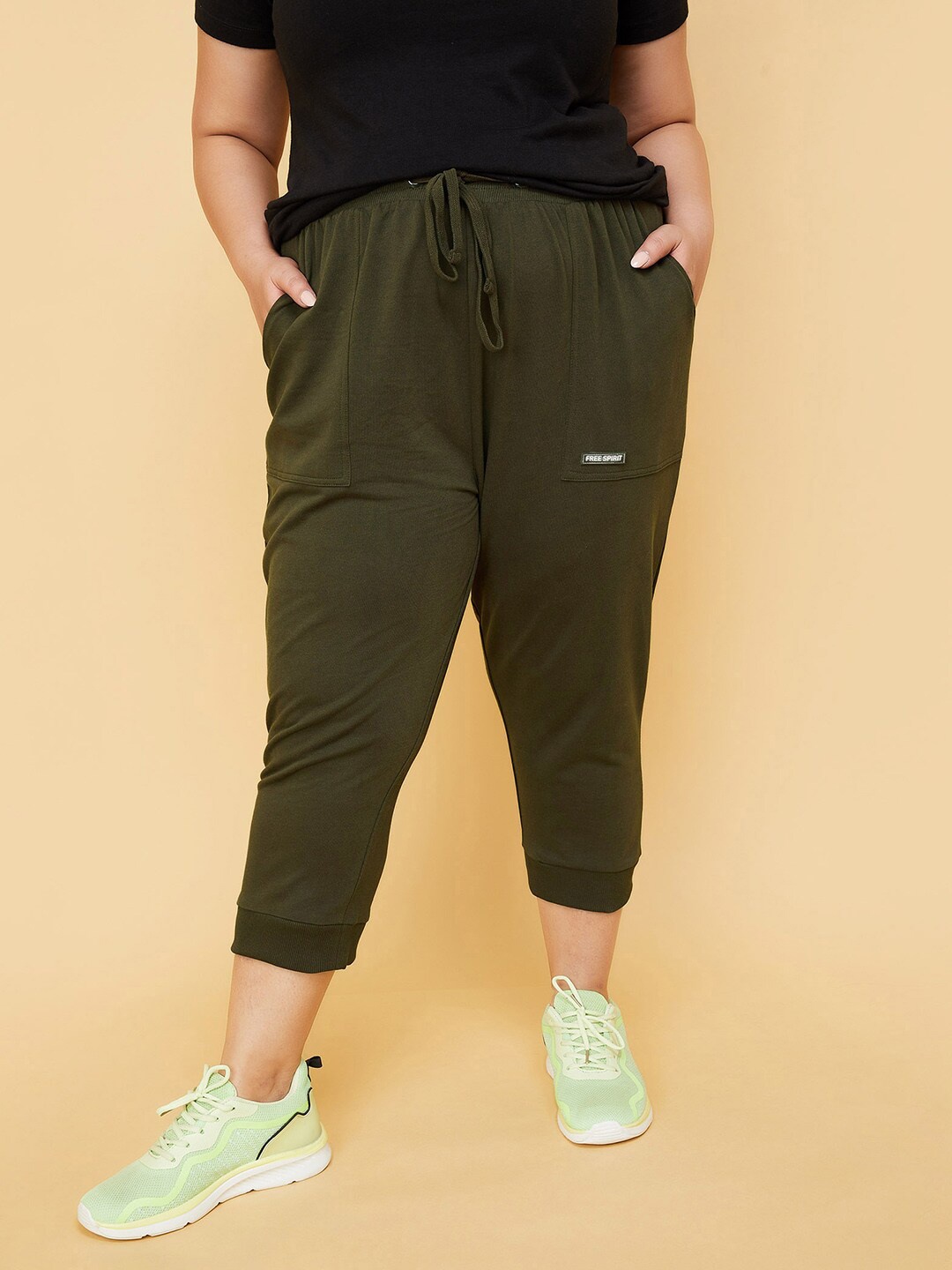 

max Plus Size Women Mid-Rise Pure Cotton Capris, Olive