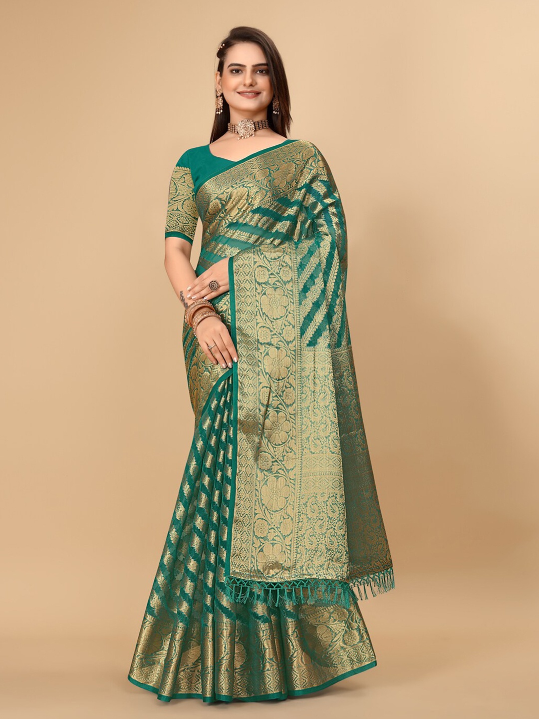 

Pionex Woven Design Zari Banarasi Saree, Green
