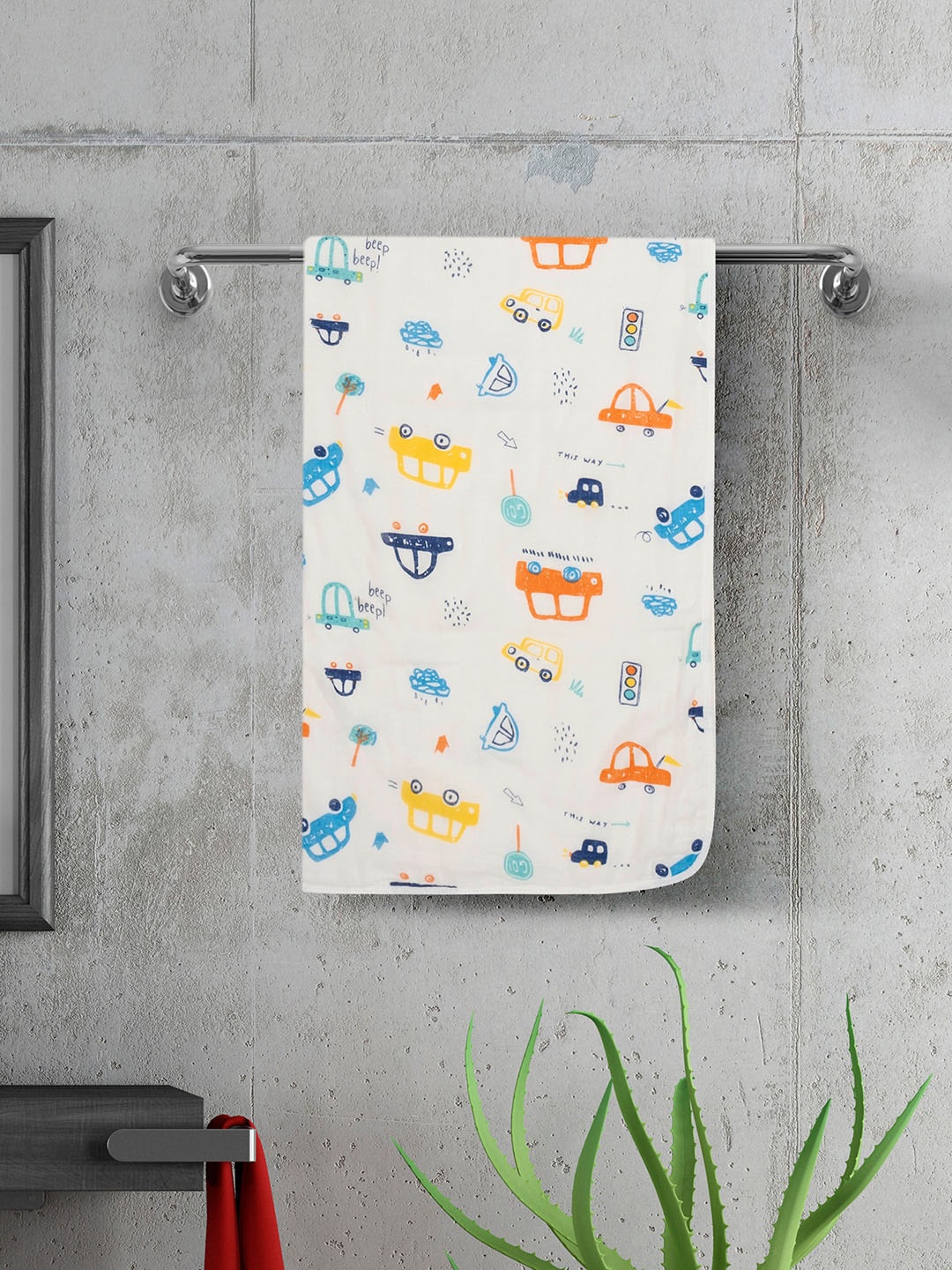 

Baby Moo White Yellow Printed Cotton 150 GSM Bath Towels