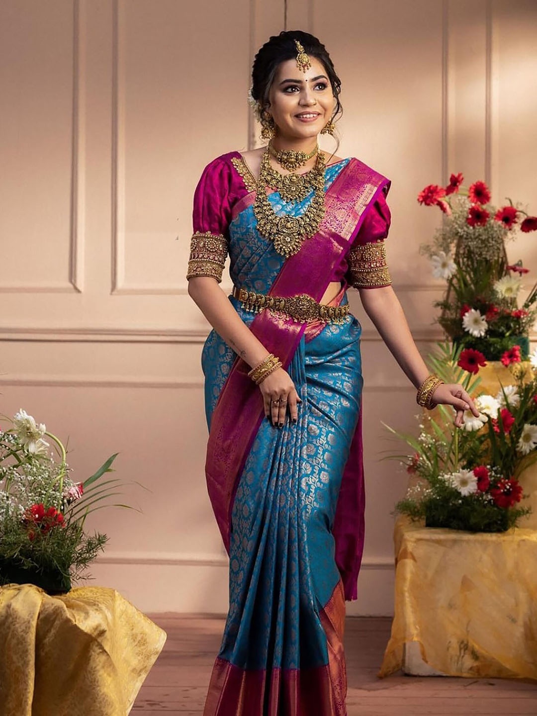 

BerMondsey Ethnic Motifs Woven Design Zari Banarasi Saree, Teal