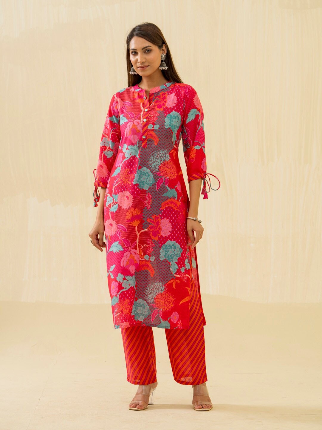

Ishin Floral Printed Regular Cotton Kurta with Trousers, Red