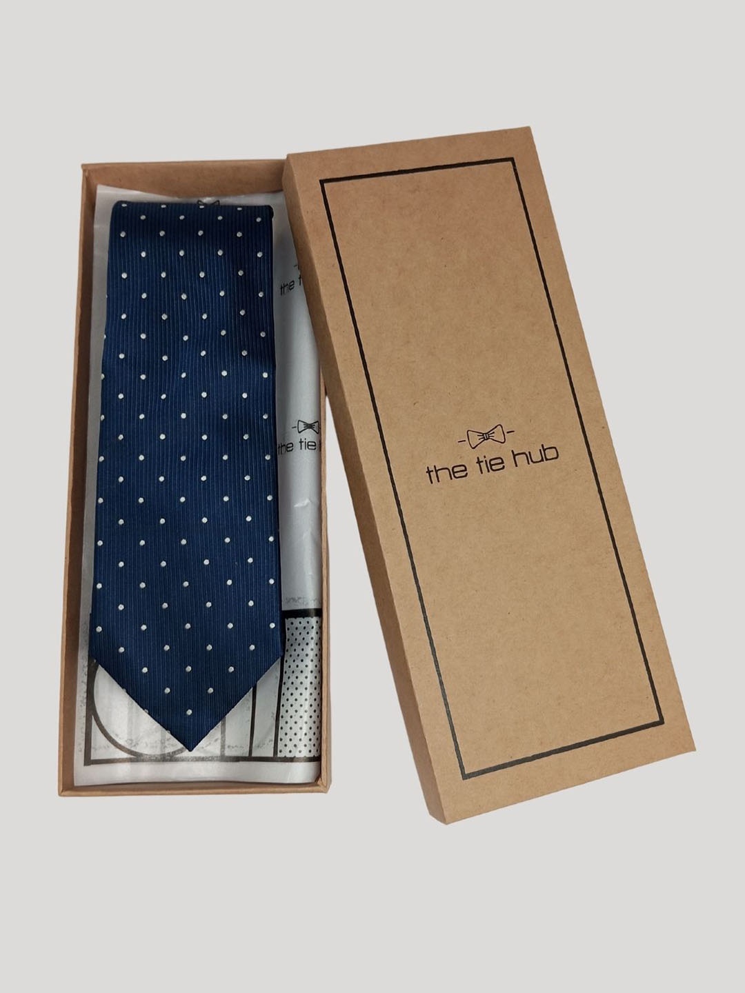 

The Tie Hub Men Printed Silk Broad Tie, Blue