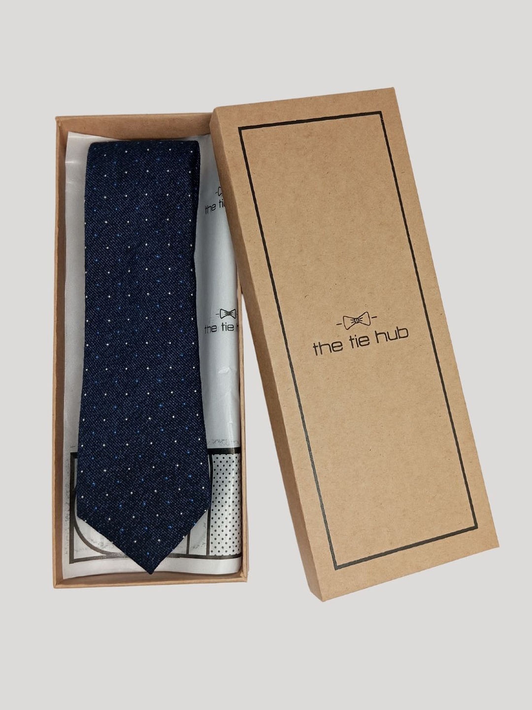 

The Tie Hub Men Printed Silk Broad Tie, Navy blue