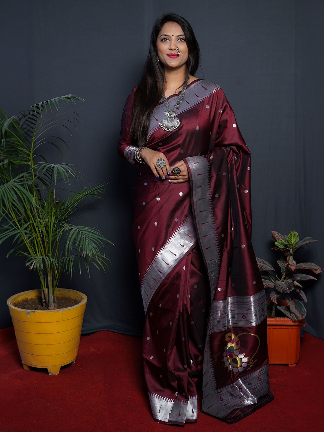 

ZELZIS Woven Design Ethnic Motifs Zari Organza Saree, Maroon