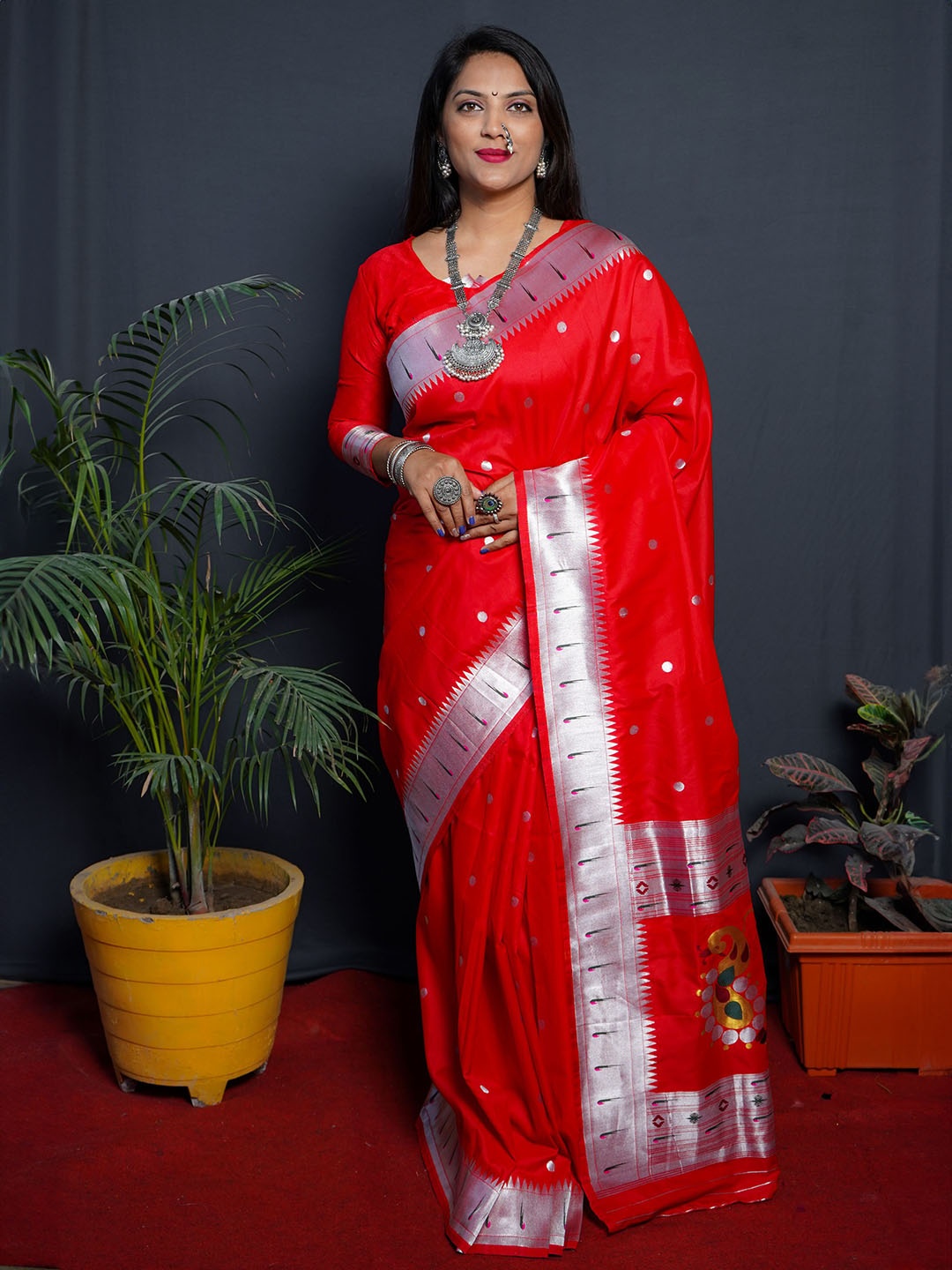 

ZELZIS Woven Design Ethnic Motifs Zari Organza Saree, Red