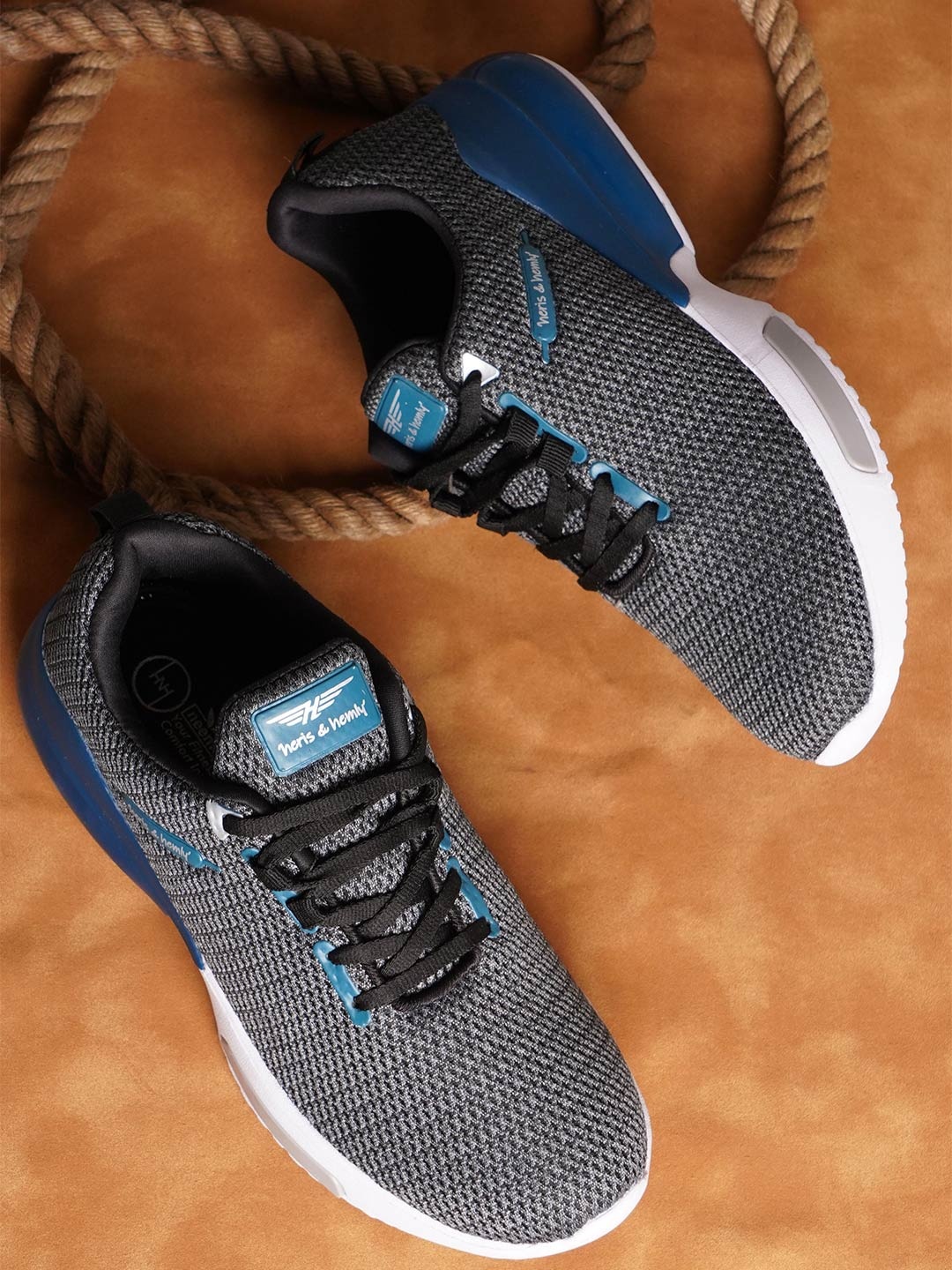 

Heris & Hemly Men Textured Flyknit Lace-Ups Running Shoes, Grey