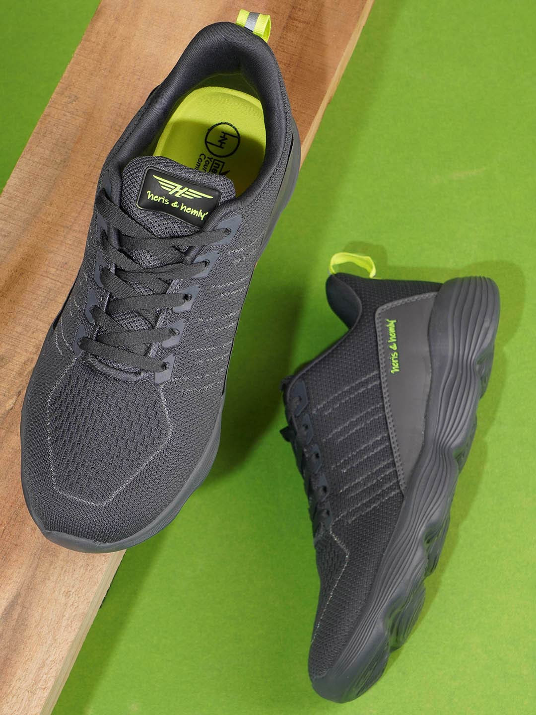 

Heris & Hemly Men Textured Flyknit Lace-Ups Running Shoes, Grey