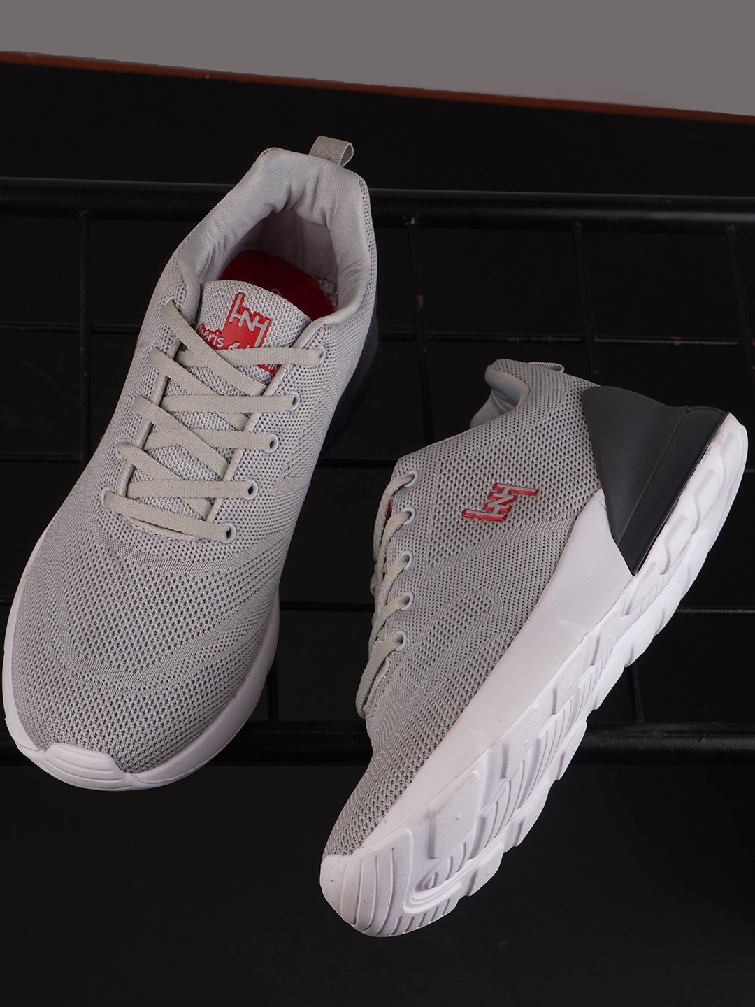 

Heris & Hemly Men Running Shoes, Grey