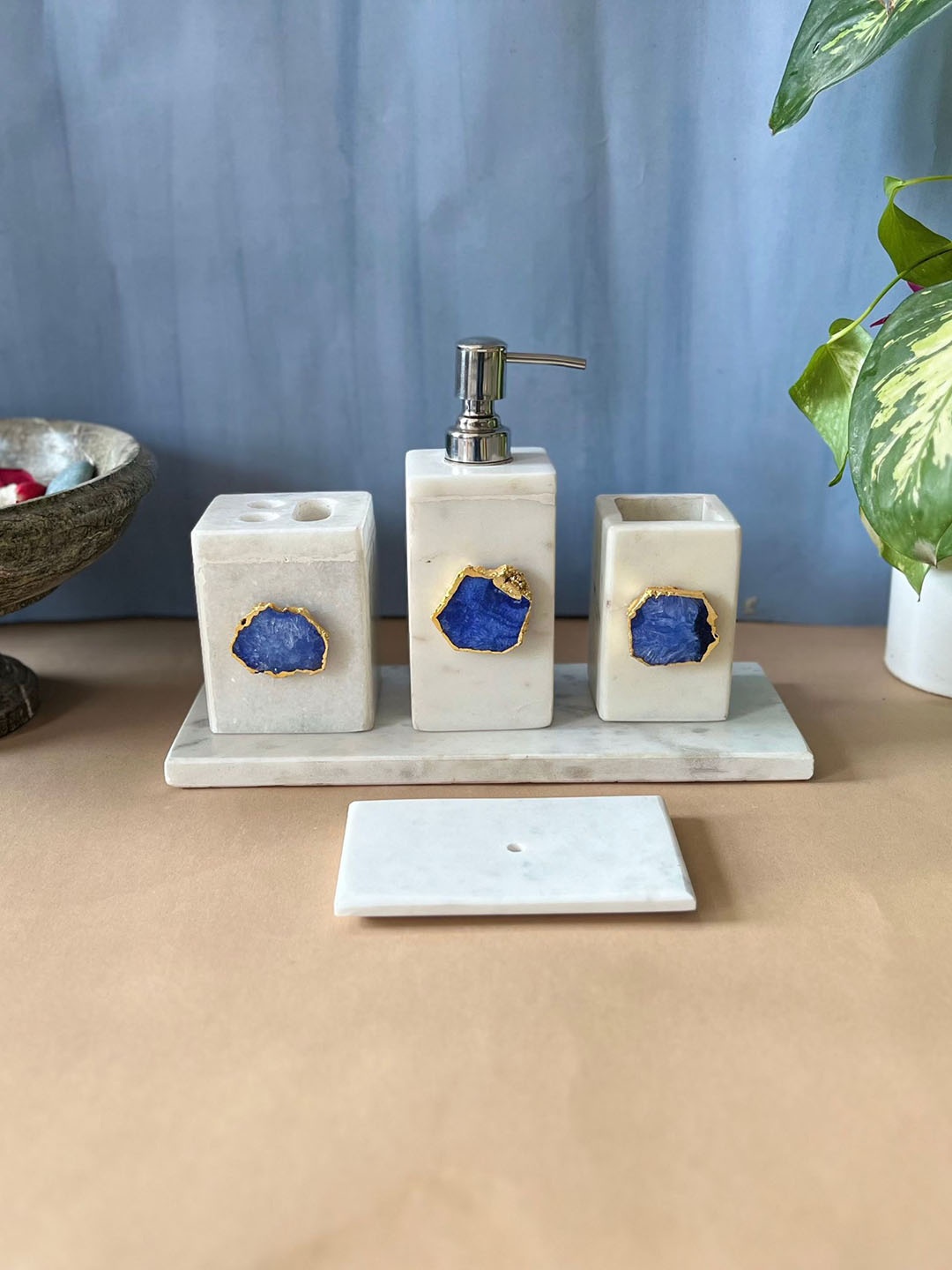 

HOMEARTE White & Blue 5 Pieces Stoneware Bath Accessories Set