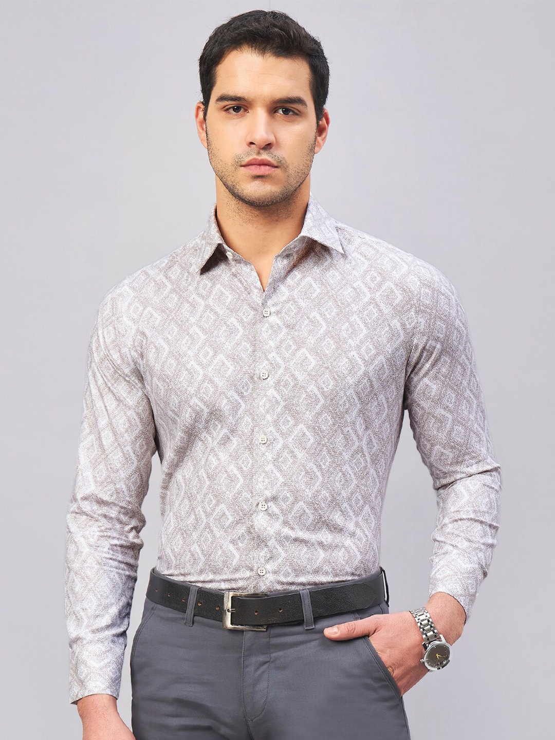 

LOUIS STITCH Geometric Printed Pure Cotton Formal Shirt, Brown