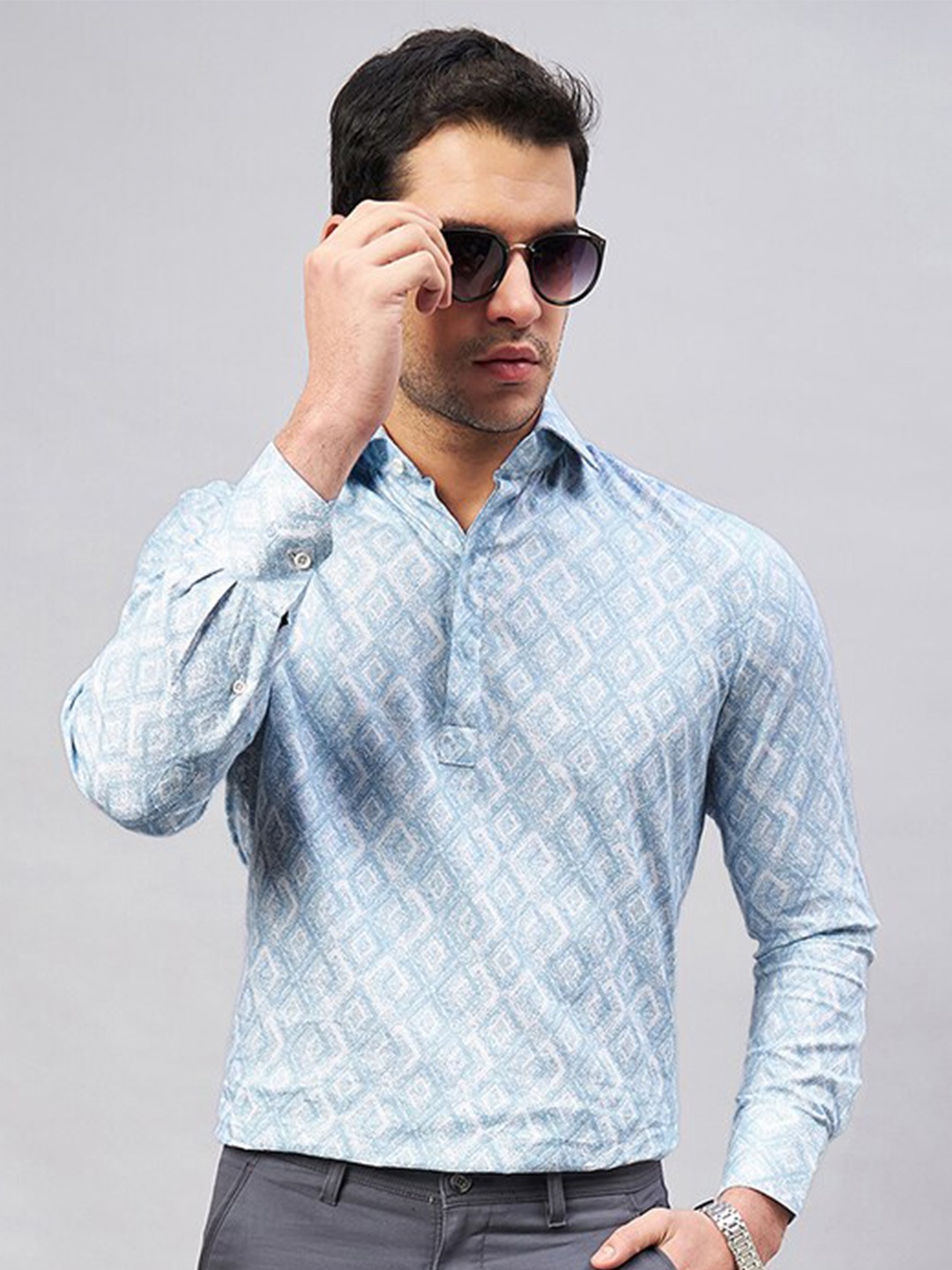 

LOUIS STITCH spread collar Long Sleeves Floral Opaque Printed Semiformal Shirt, Blue