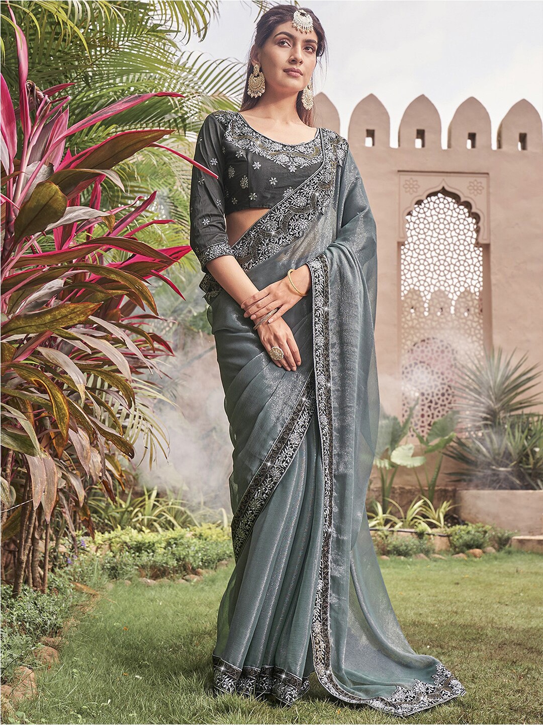 

Mitera Floral Embroidered Fusion Saree, Grey