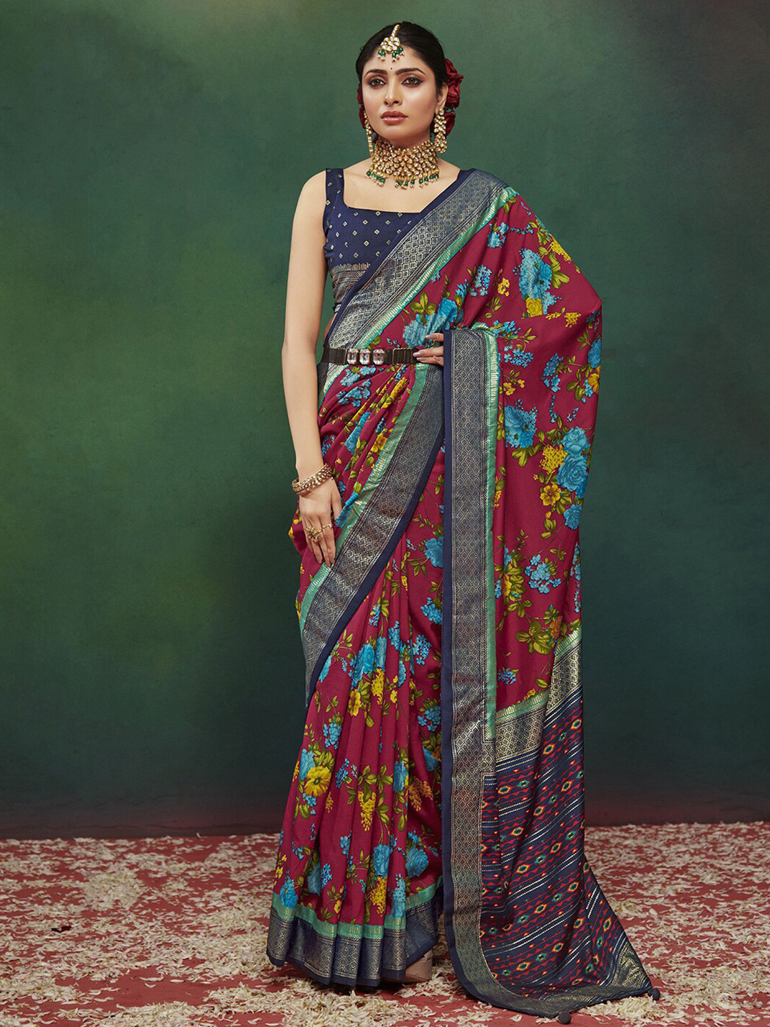 

Mitera Floral Print Zari Silk Blend Saree, Maroon
