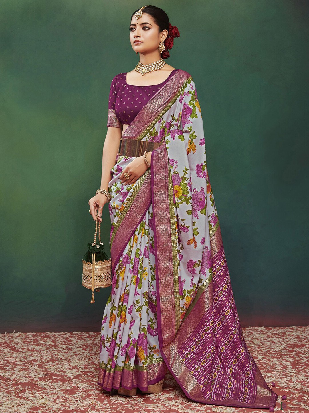 

Mitera Floral Print Zari Silk Blend Saree, Blue