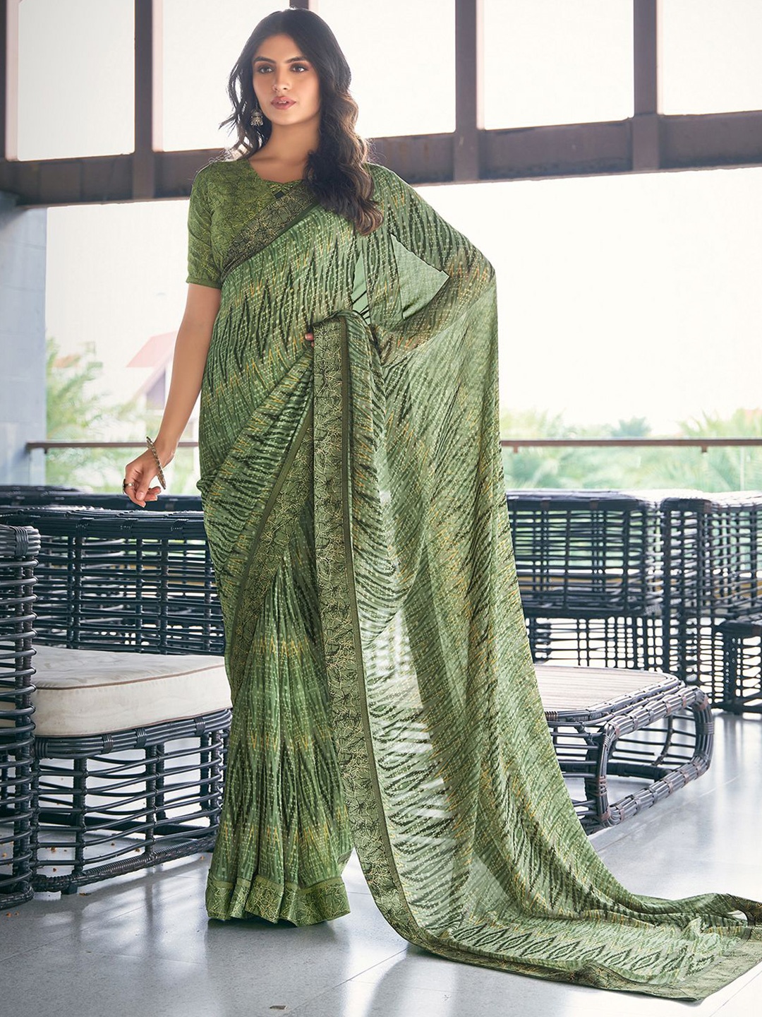 

Mitera Geometric Printed & Lace Saree, Olive