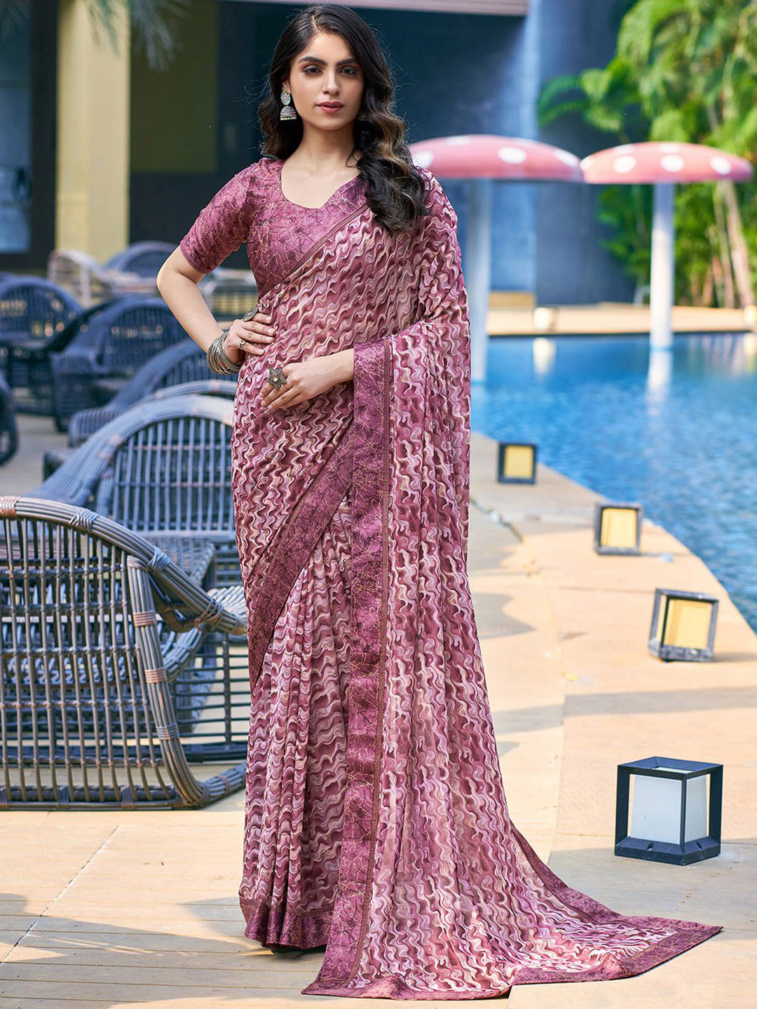 

Mitera Printed & Lace Saree, Purple