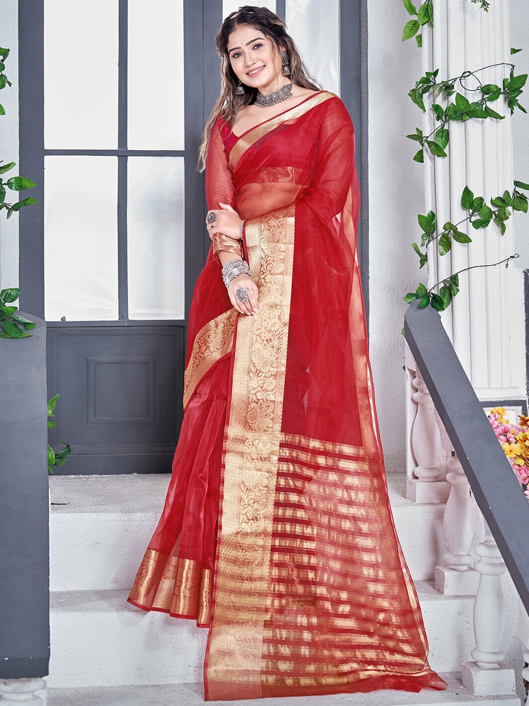 

KALINI Zari Detail Organza Saree, Red