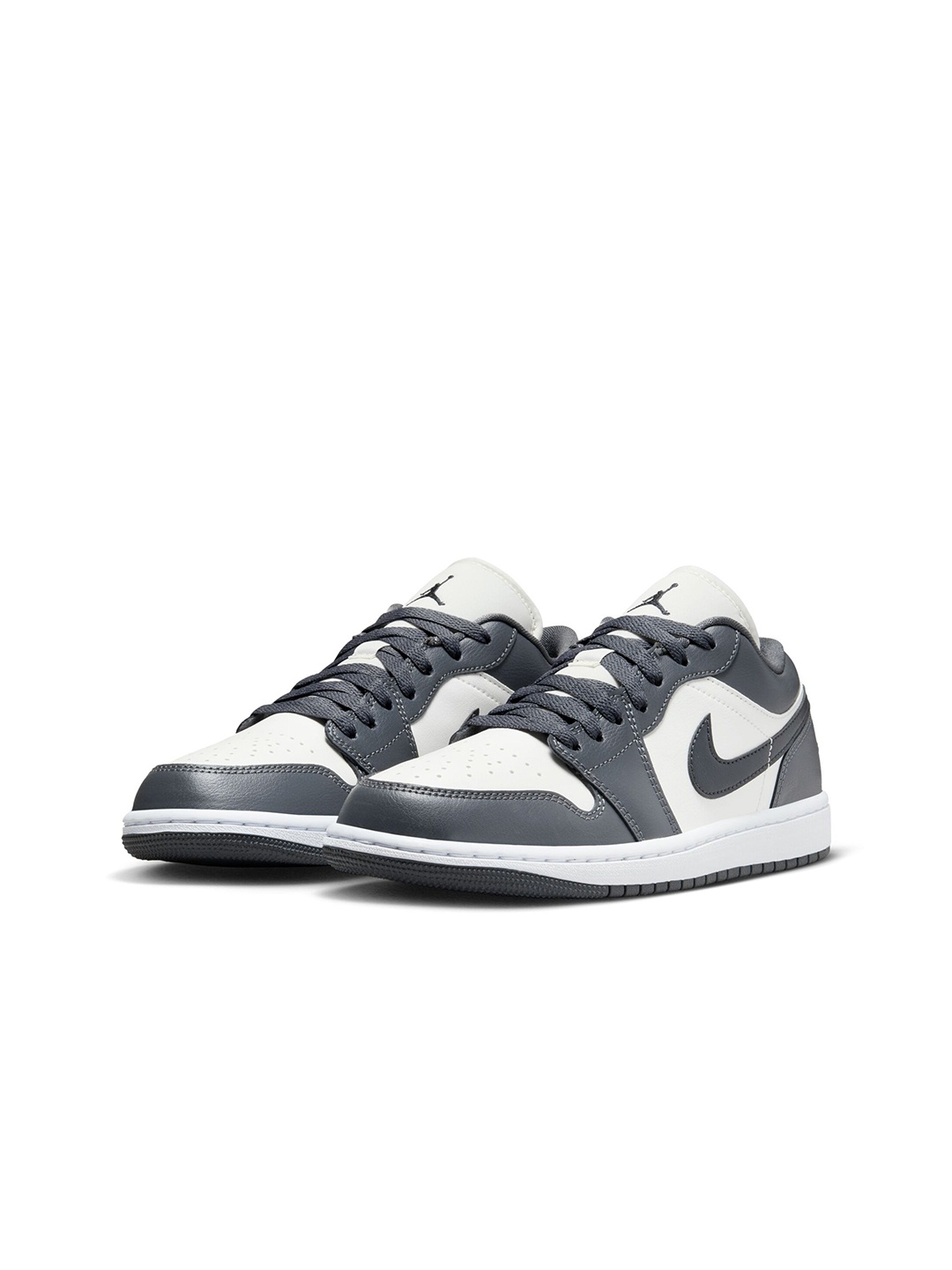 

Nike Women Air Jordan 1 Low Shoes, Off white