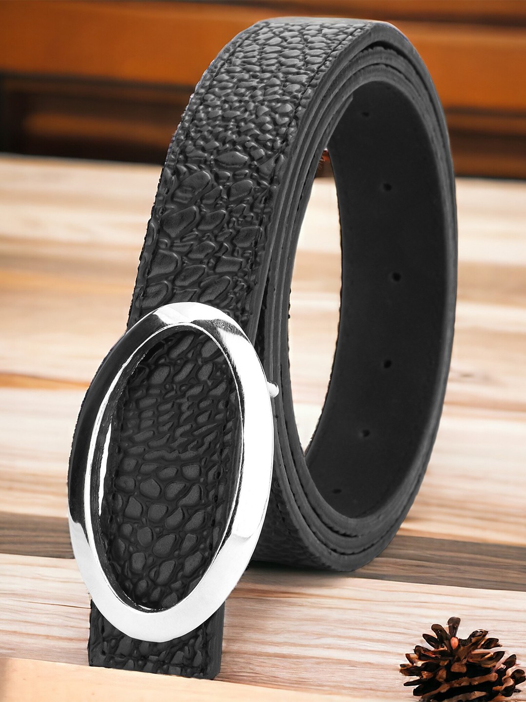 

Kastner Women Textured Formal Belt, Black
