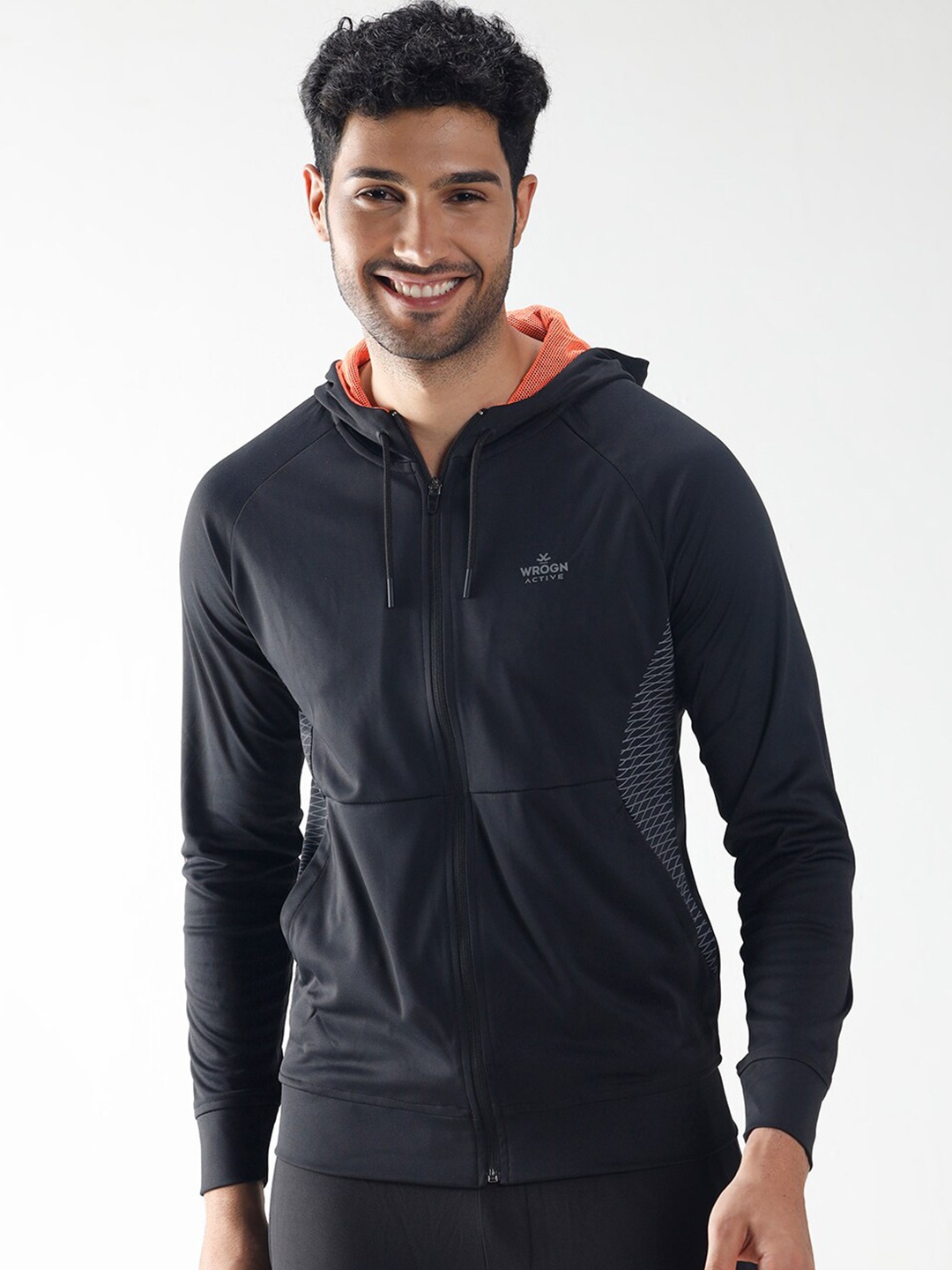 

WROGN Hooded Long Sleeves Sweatshirt, Black