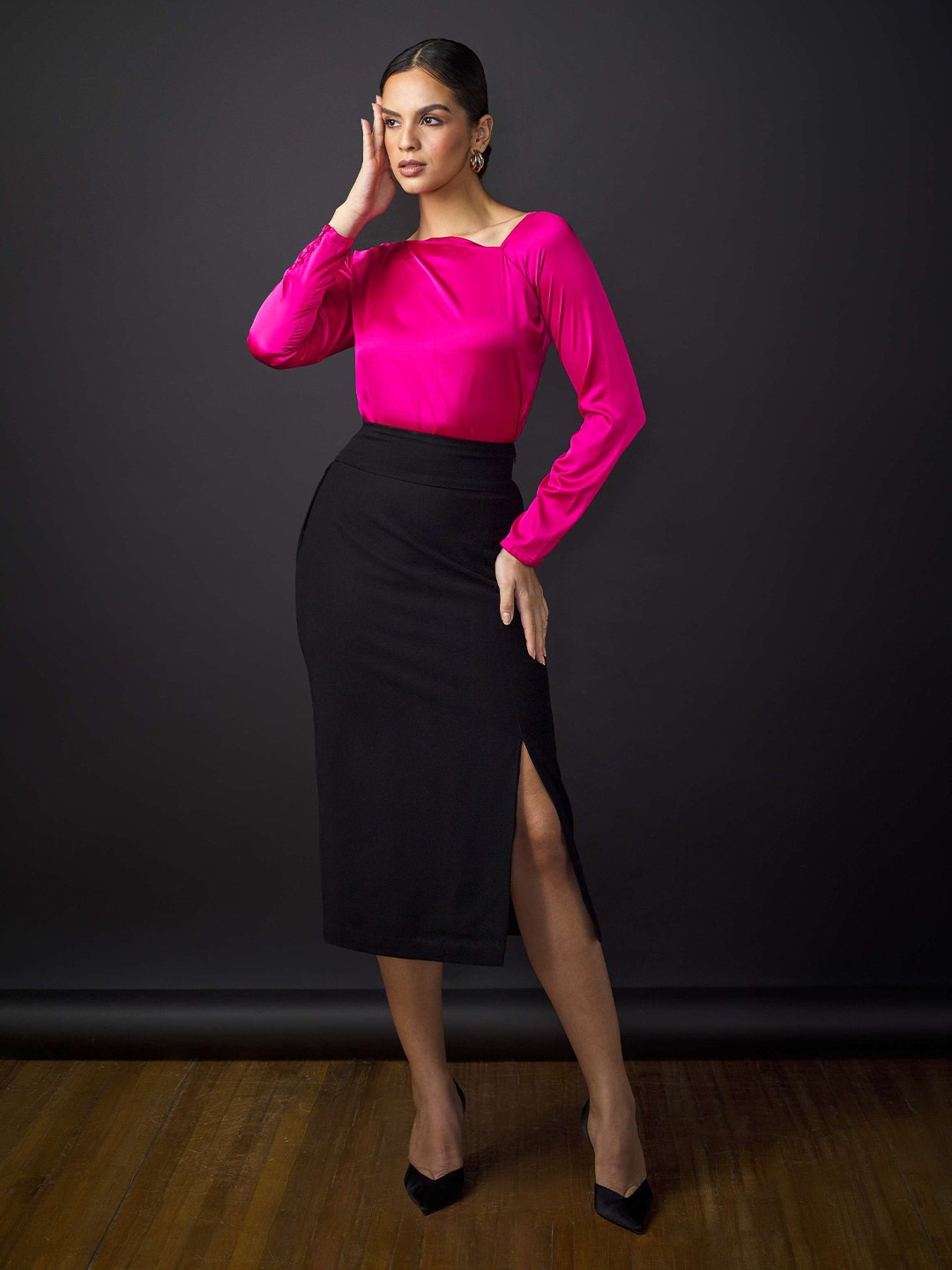 

SALT ATTIRE Pencil Midi Skirts, Black