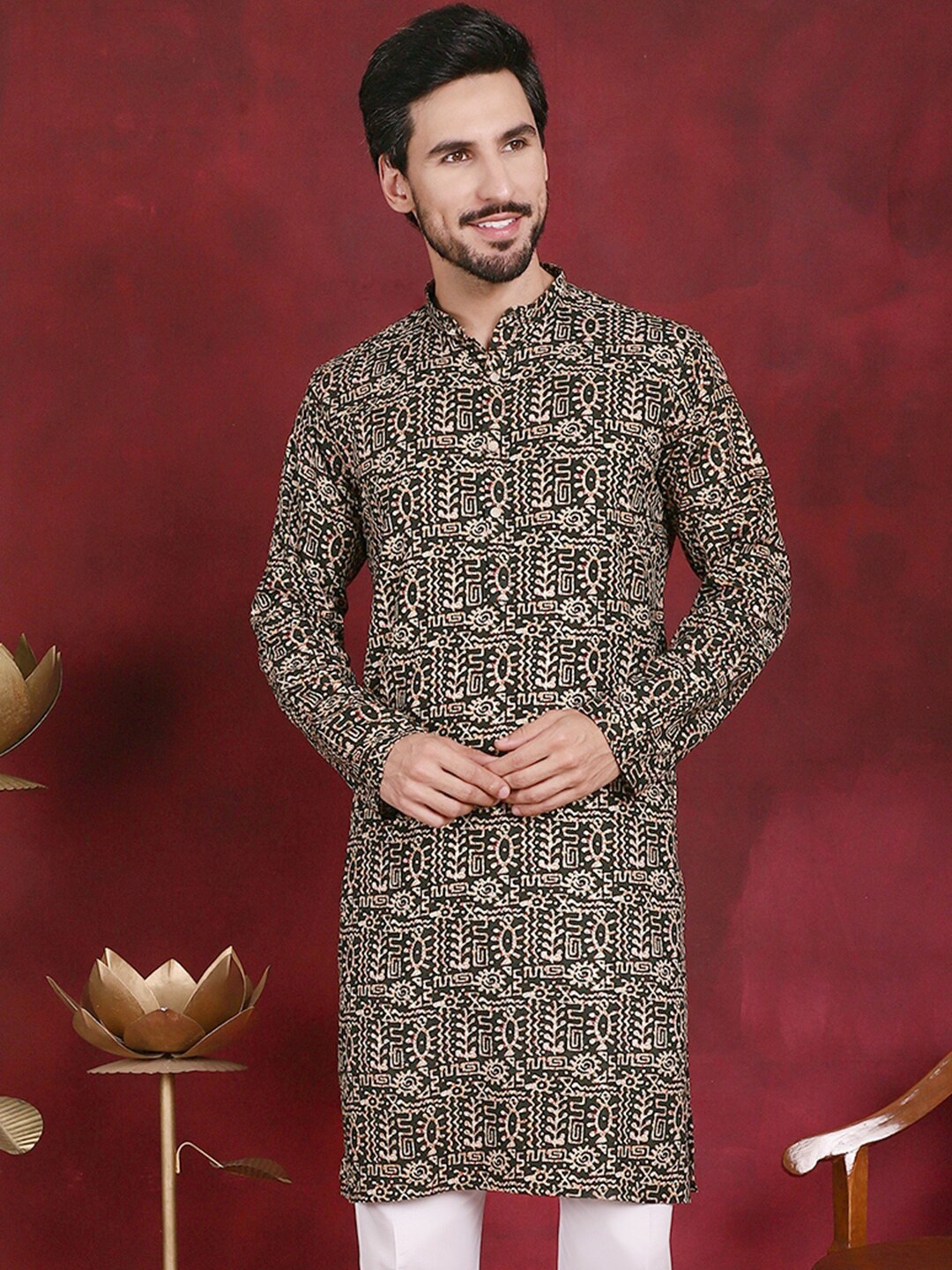 

Jompers Ethnic Motifs Digital Printed Band Collar Kurta, Olive